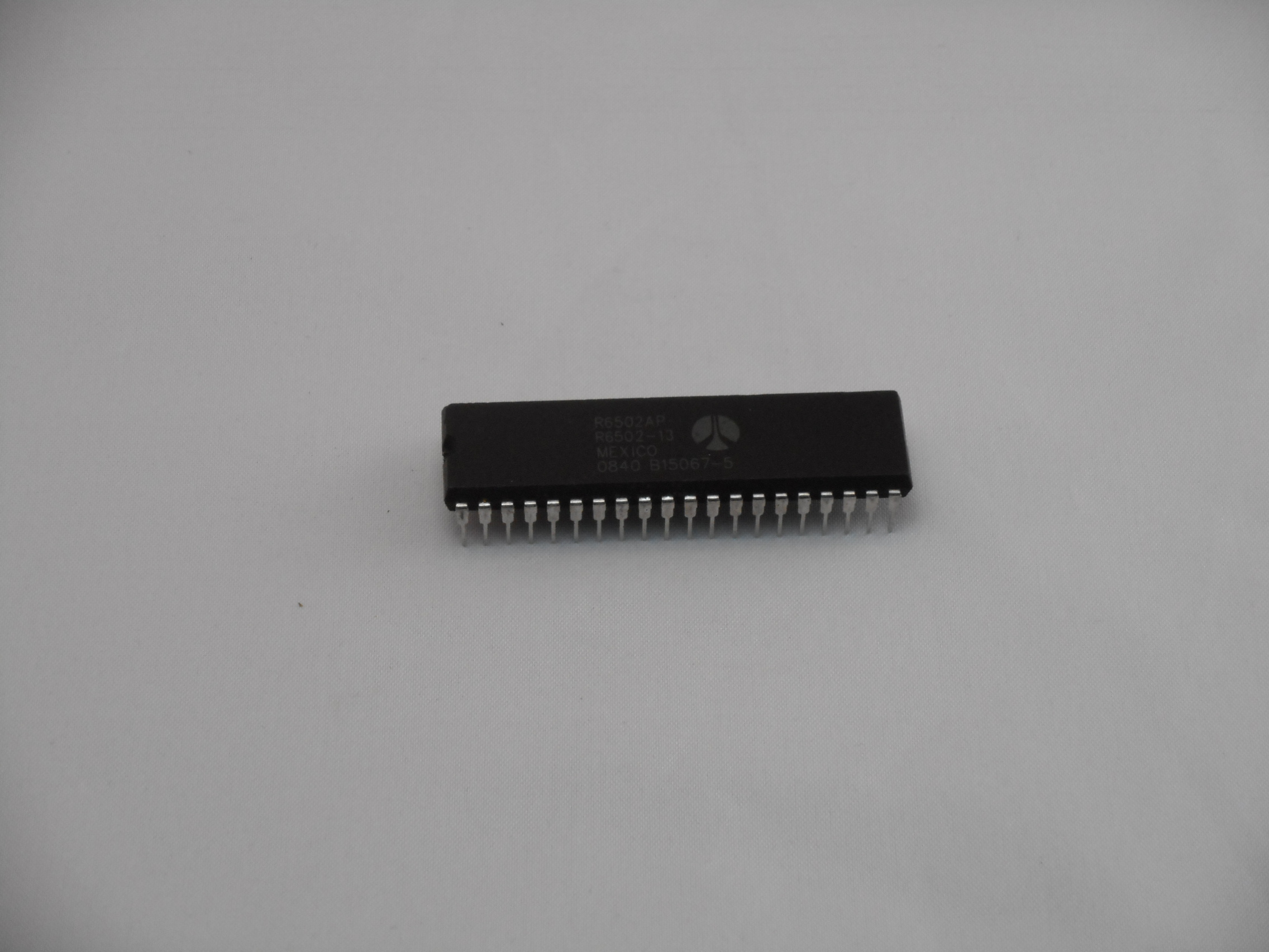 6502A CPU REFURBISHED