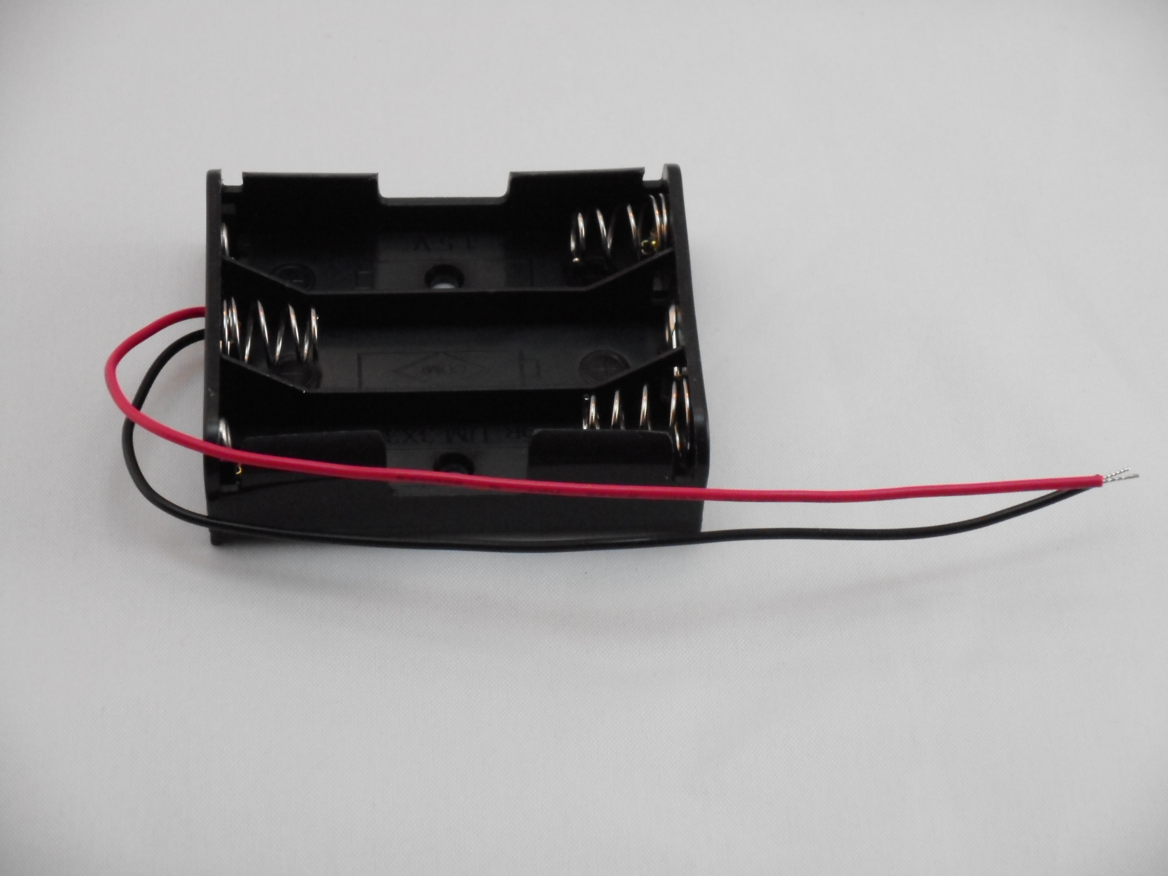 Battery Holder 3 Cell AA Batteries With Wire Leads (BH1001)