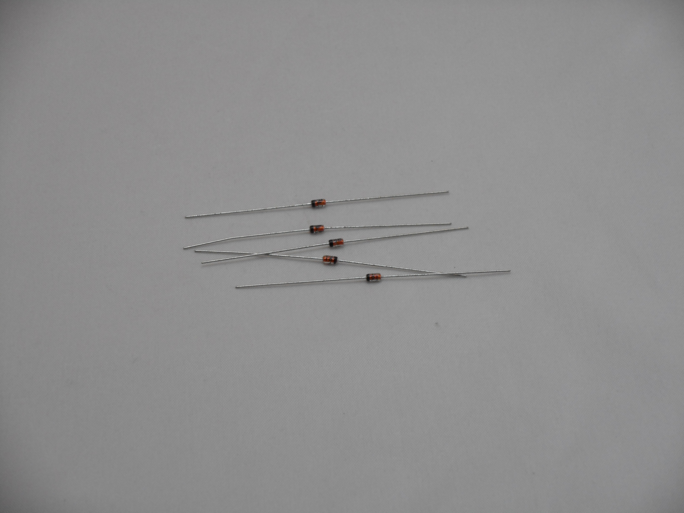 1N914B (5 Piece Package) (D1000)