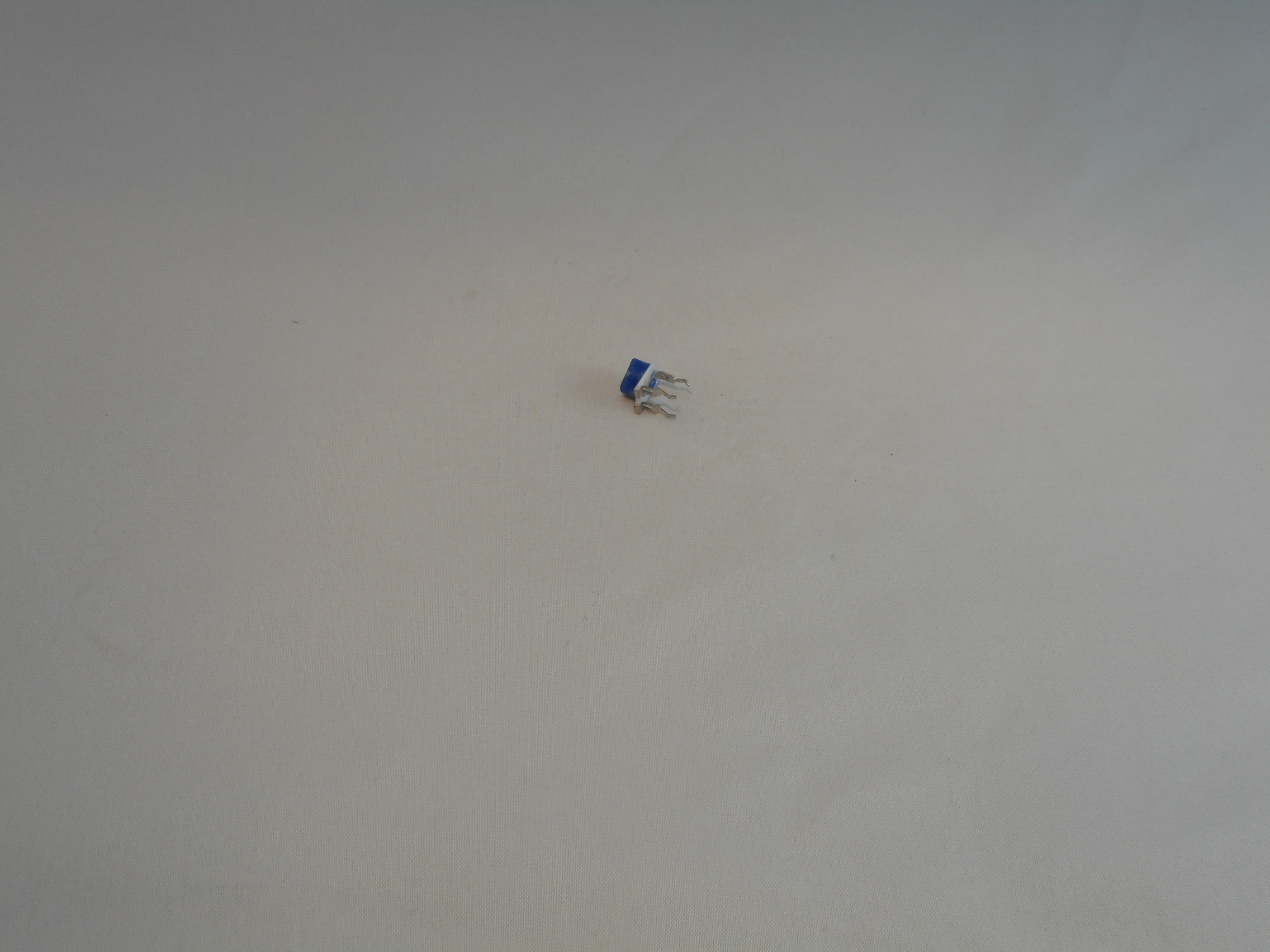 10K OHM TRIMMER POTENTIOMETER (P1002)