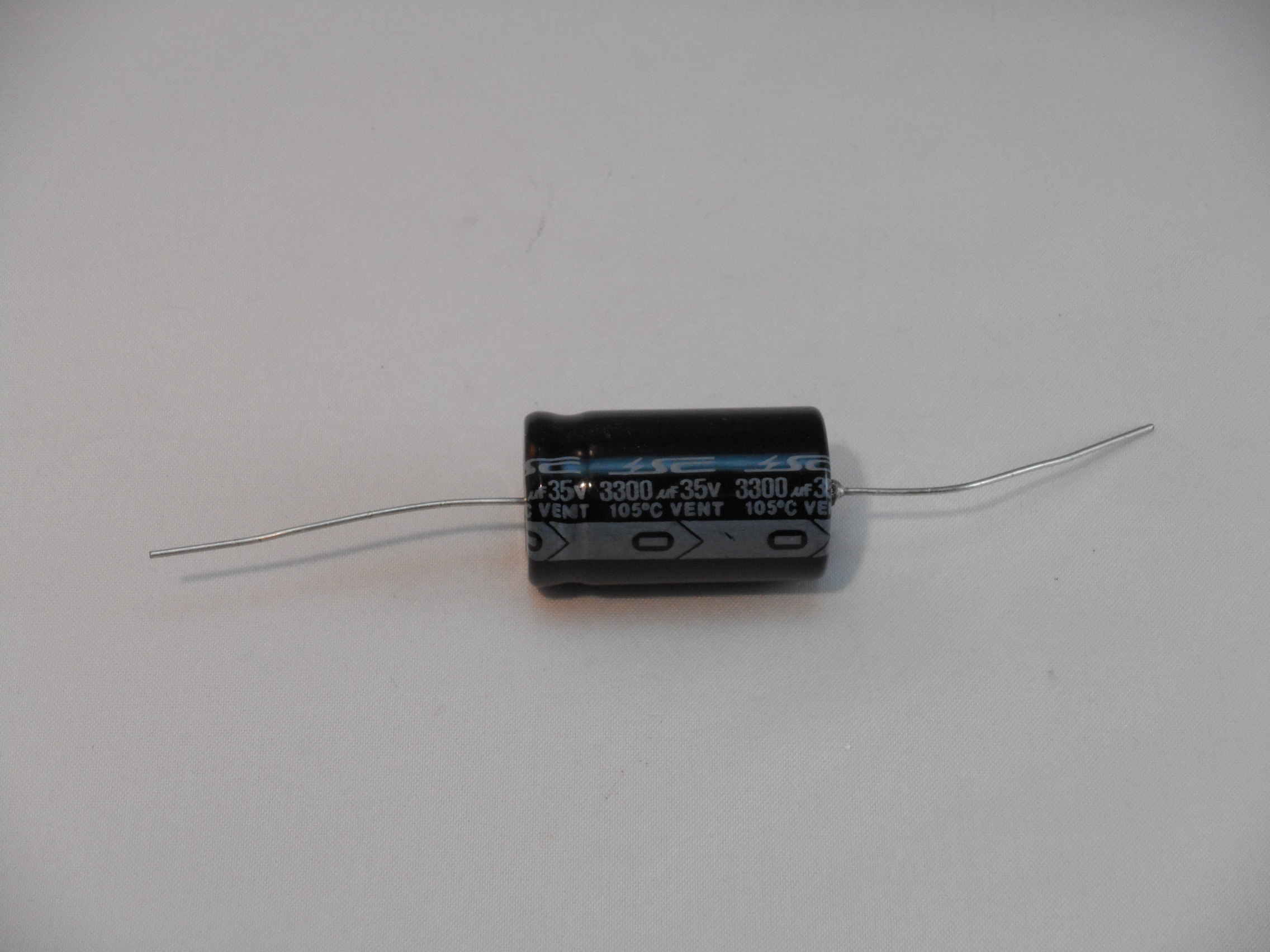 3300uF 35V Axial Capacitor 105C