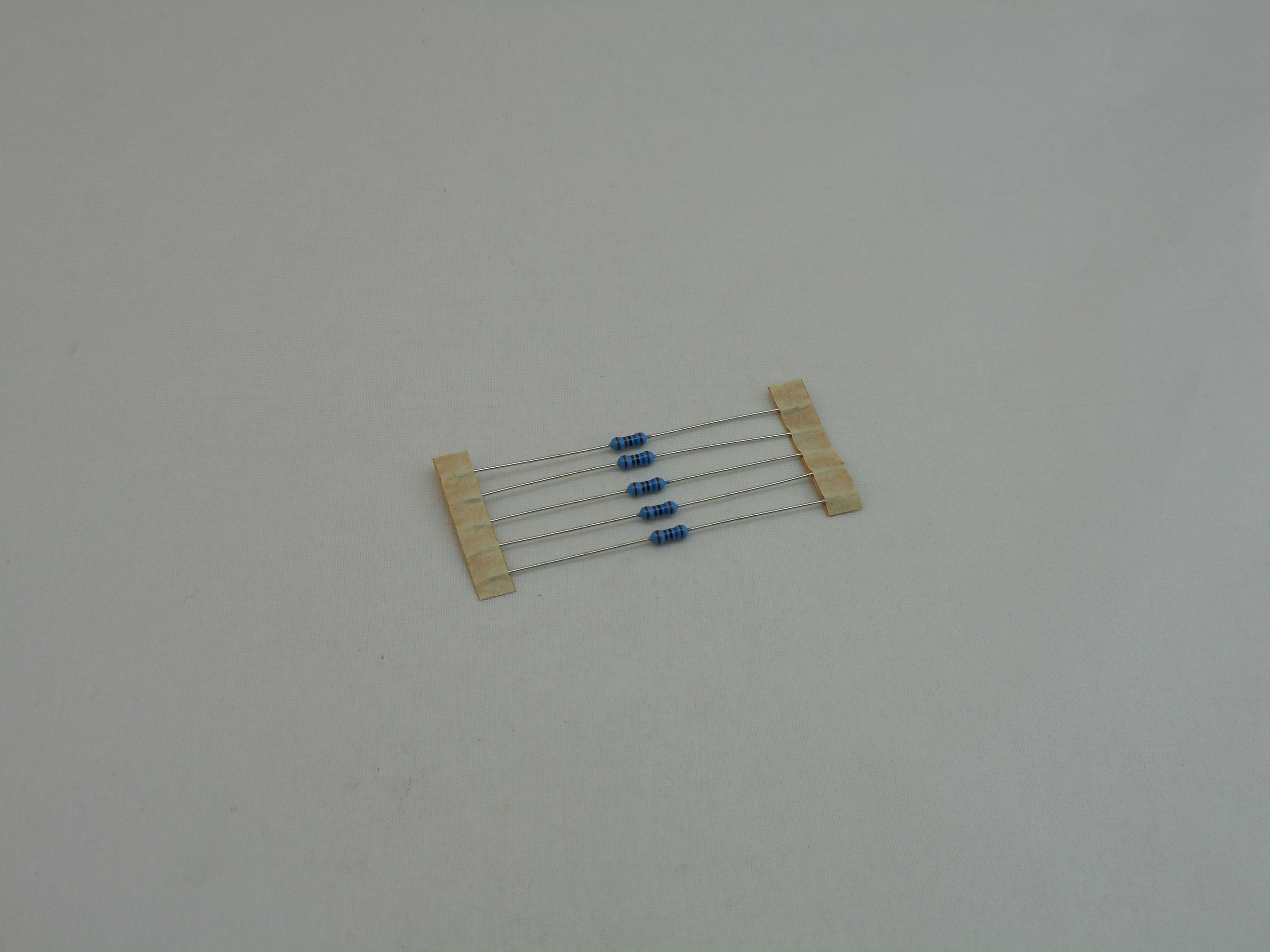 1.6K OHM 1/2 WATT RESISTOR (5 PIECES) (R1022)