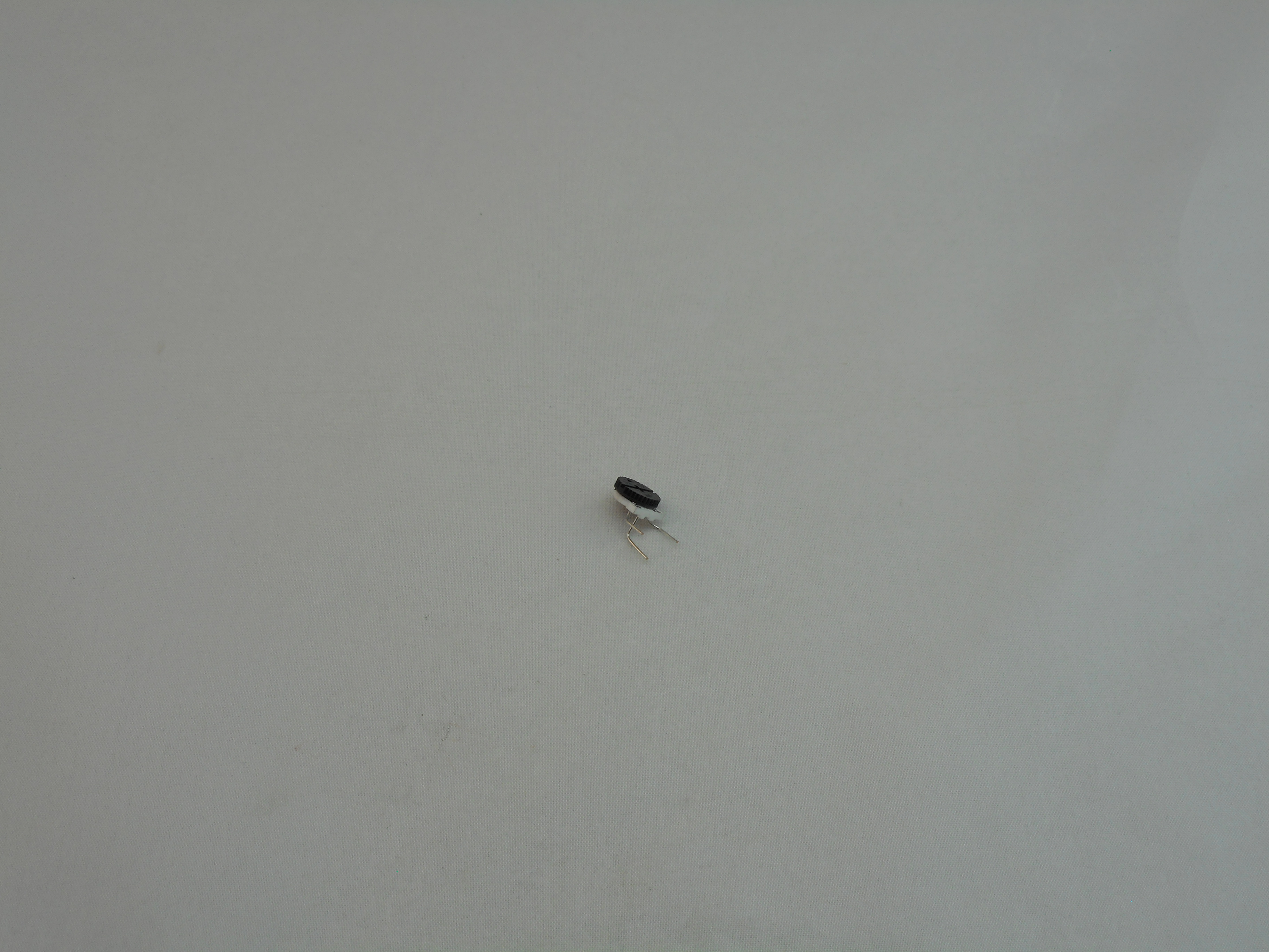 10K OHM TRIMMER POTENTIOMETER (P1038)