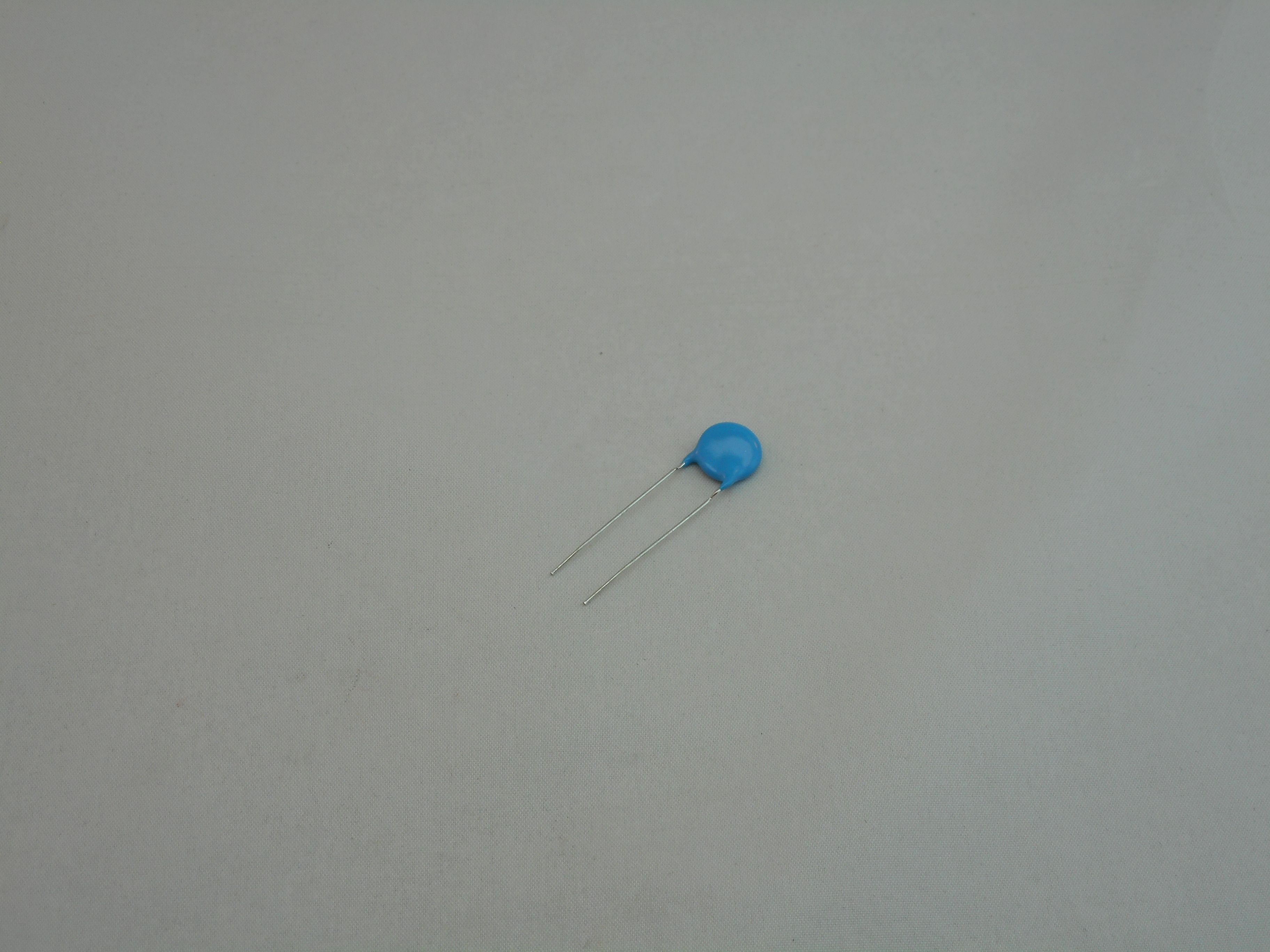 1200pF 2000V Ceramic Disc Capacitor Heavy Duty (MC1044)