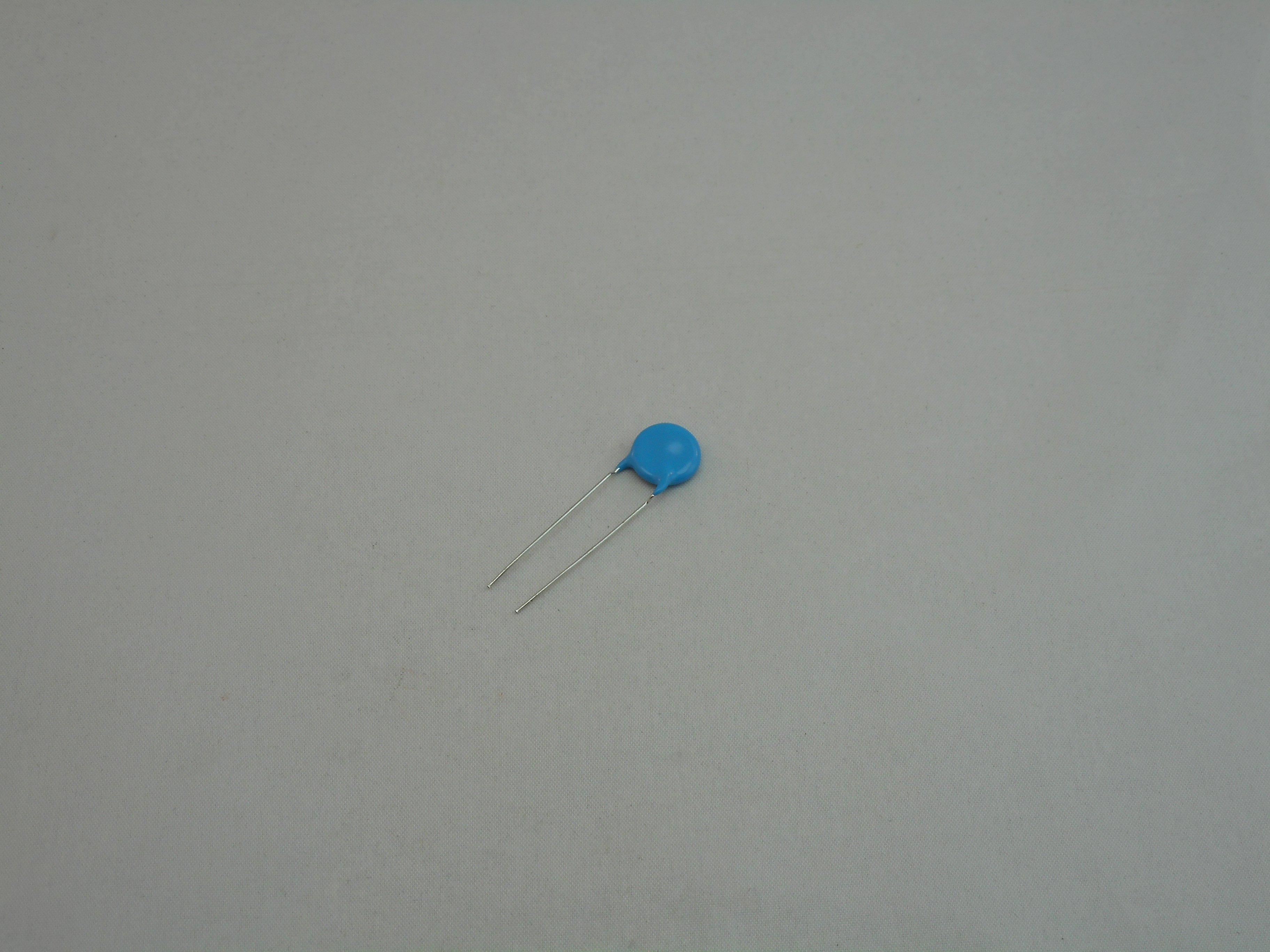 1500pF 2000V Ceramic Disc Capacitor Heavy Duty (MC1033)