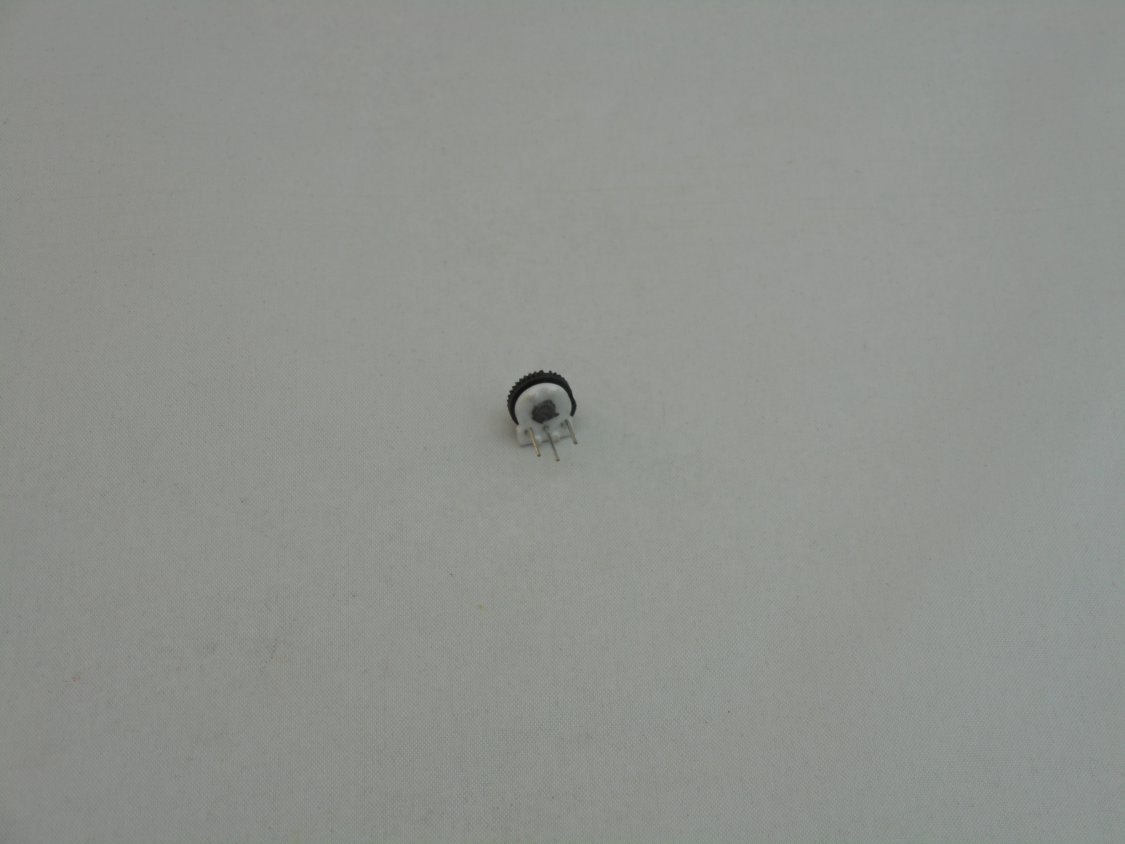 1K OHM TRIMMER POTENTIOMETER (P1055)