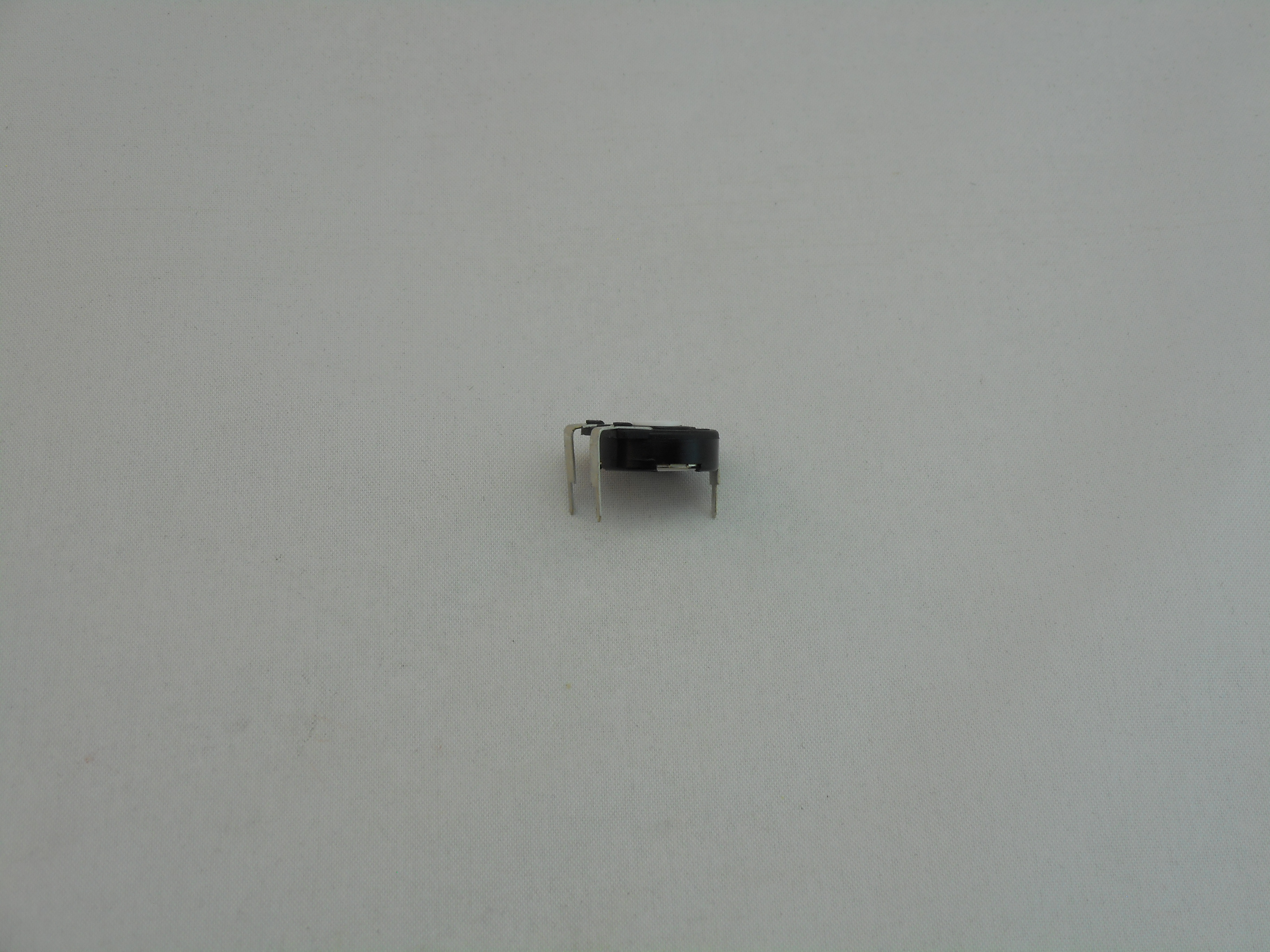 1K Ohm TRIMMER POTENTIOMETER (P1070)