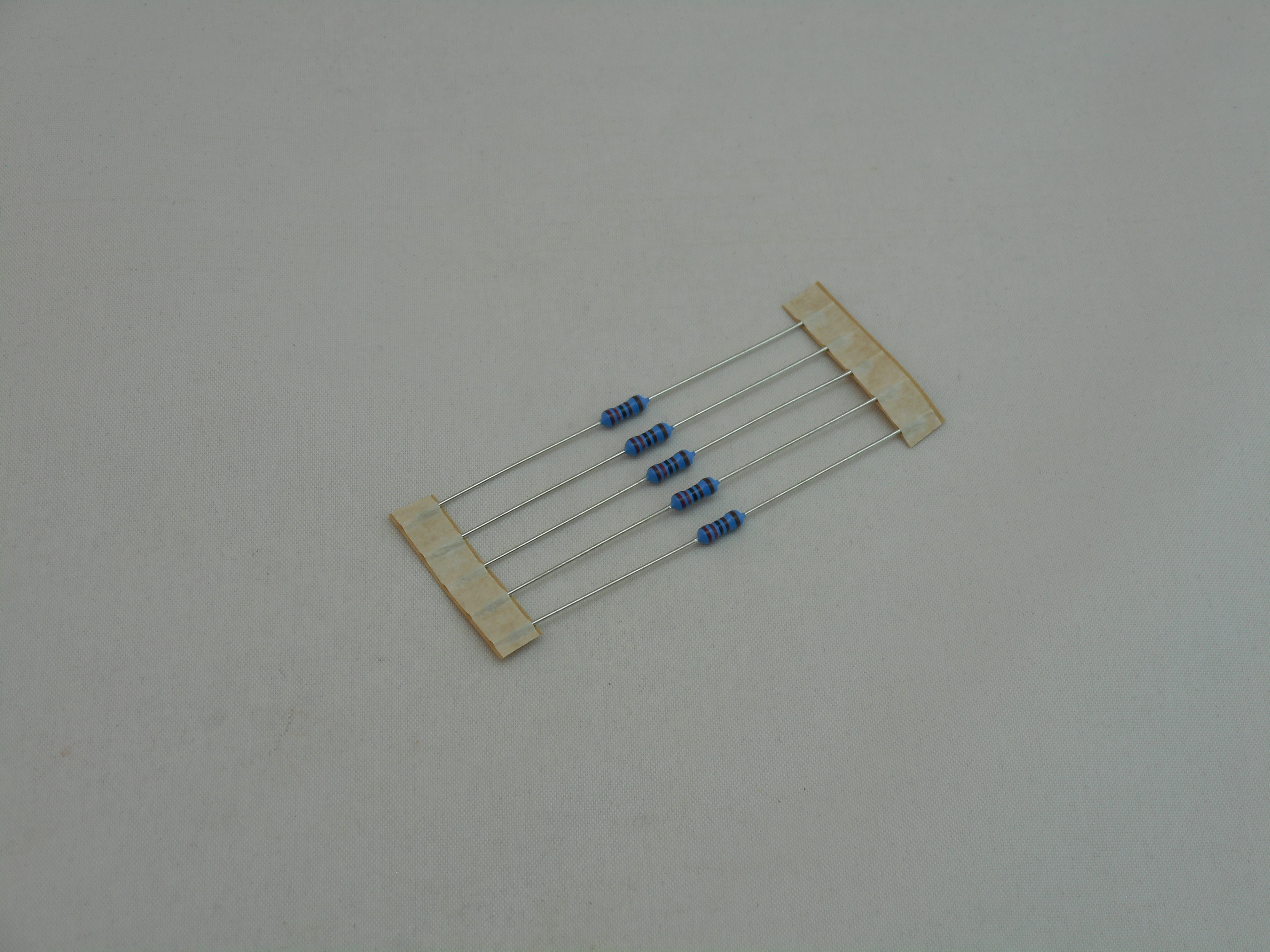 2.2K OHM 1/2 WATT RESISTOR (5 PIECES) (R1051)