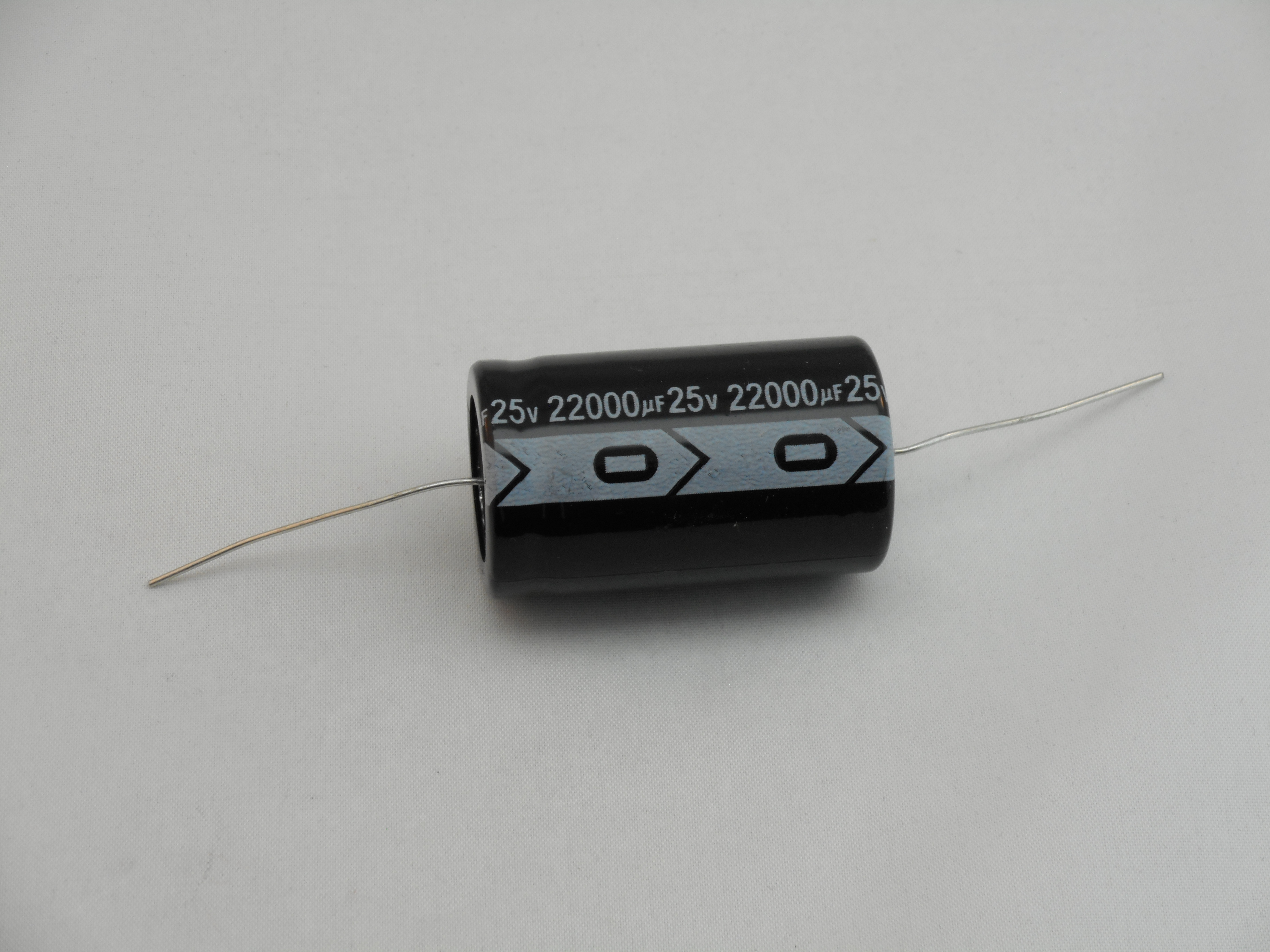 22,000uF 25V Axial Capacitor 105C