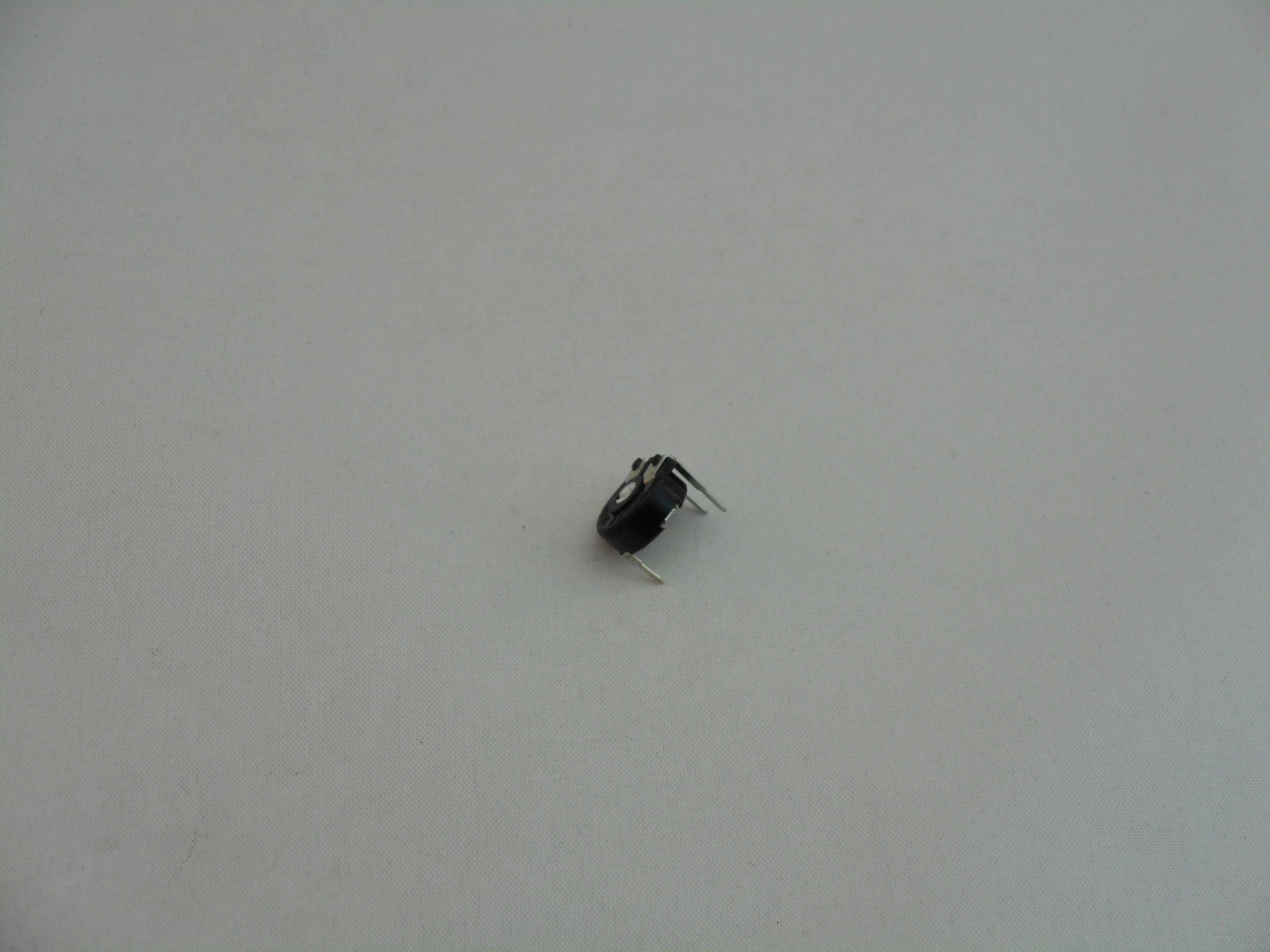 220K OHM TRIMMER POTENTIOMETER (P1072)