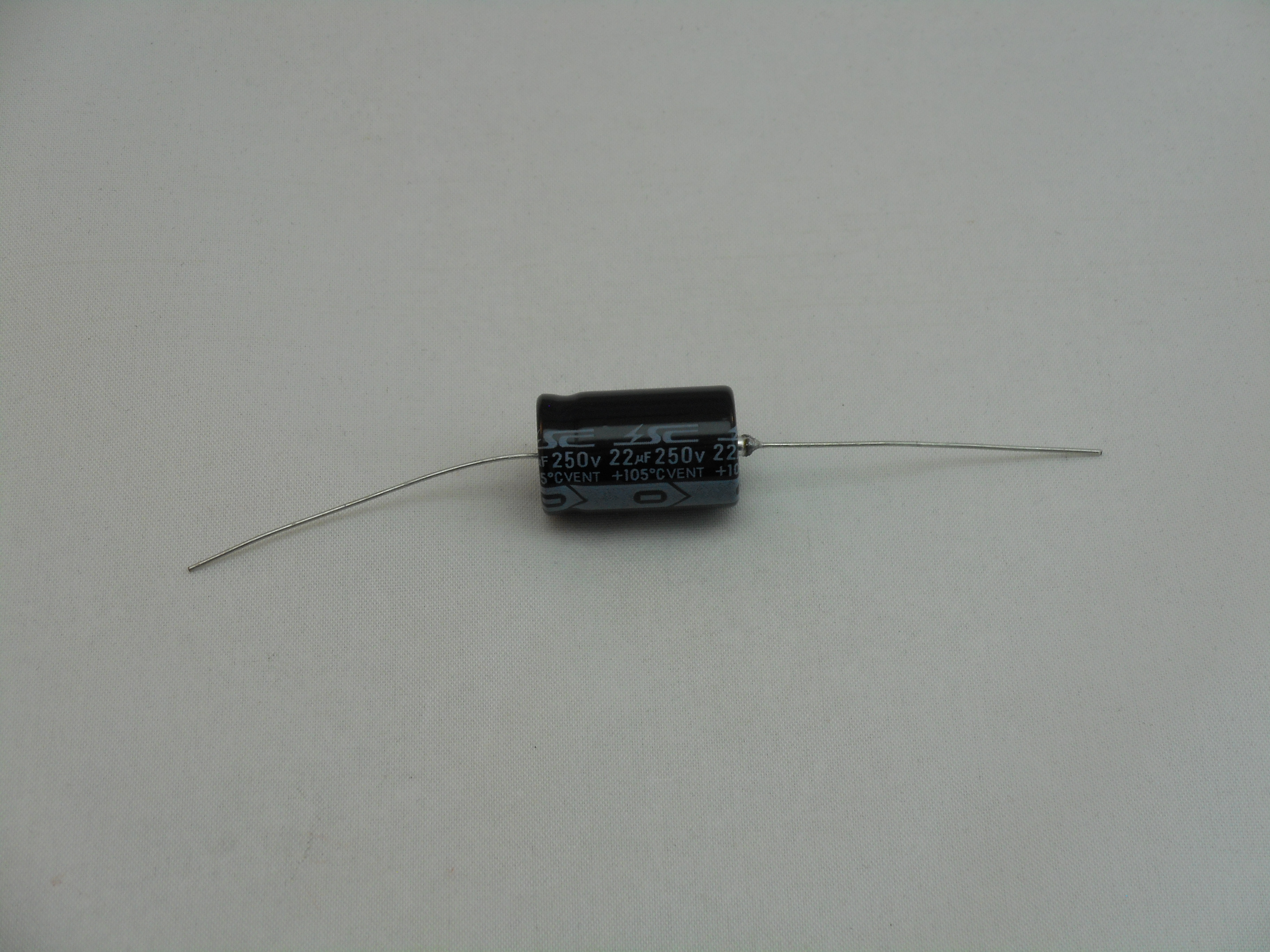 22uF 250V Axial Capacitor 105C