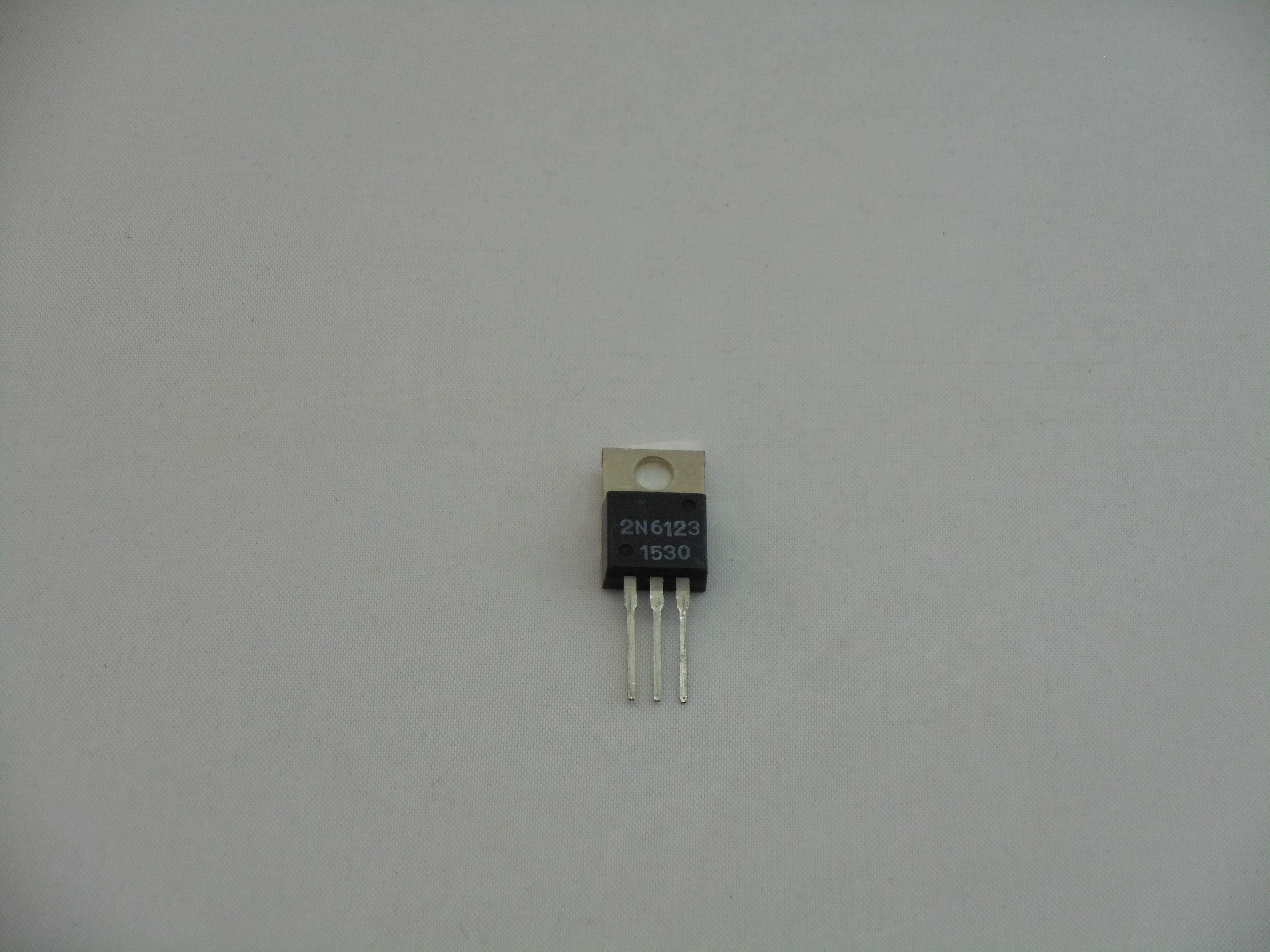 2N6123