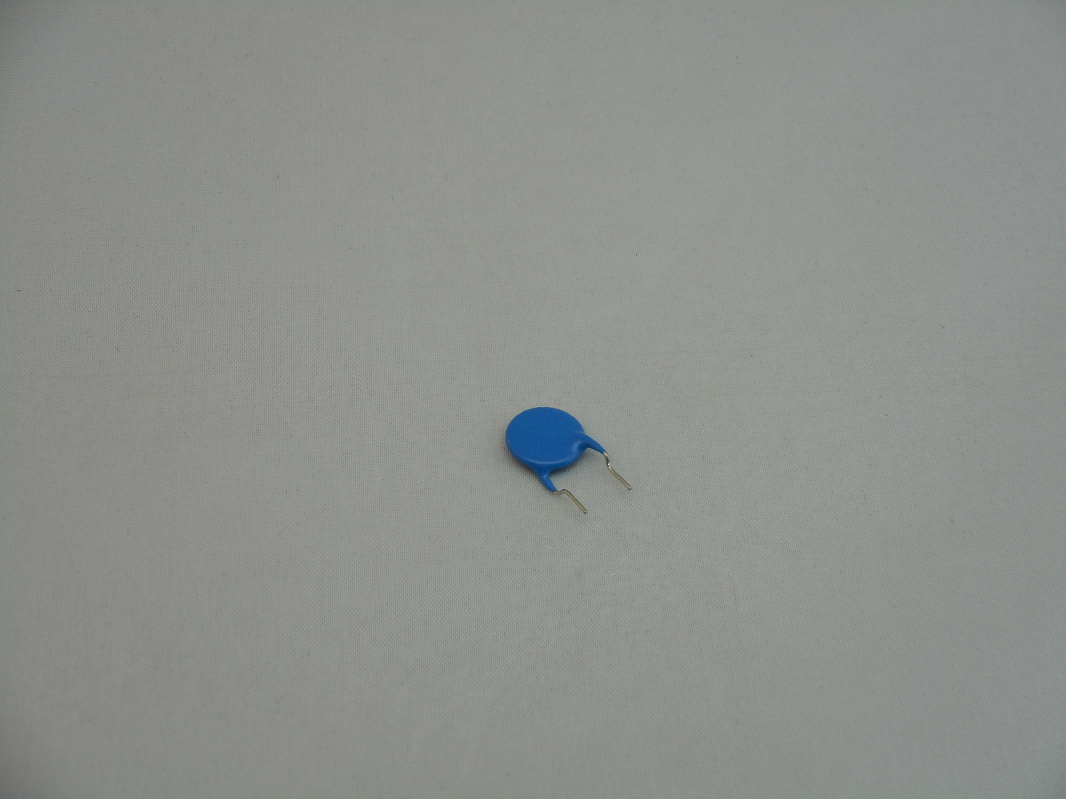 330pF 2000V Ceramic Disc Capacitor Heavy Duty (MC1026)