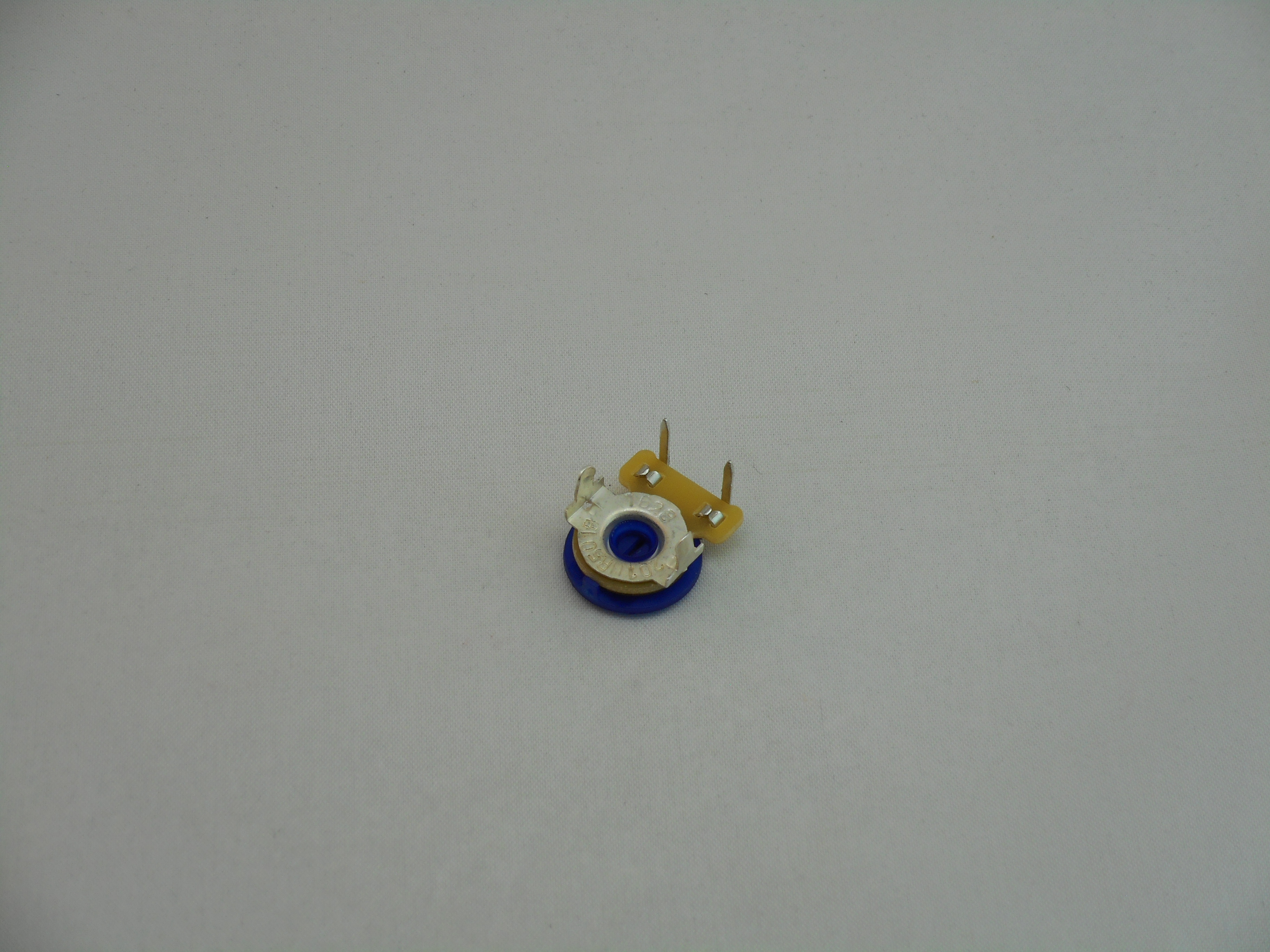 500 OHM TRIMMER POTENTIOMETER (P1039)