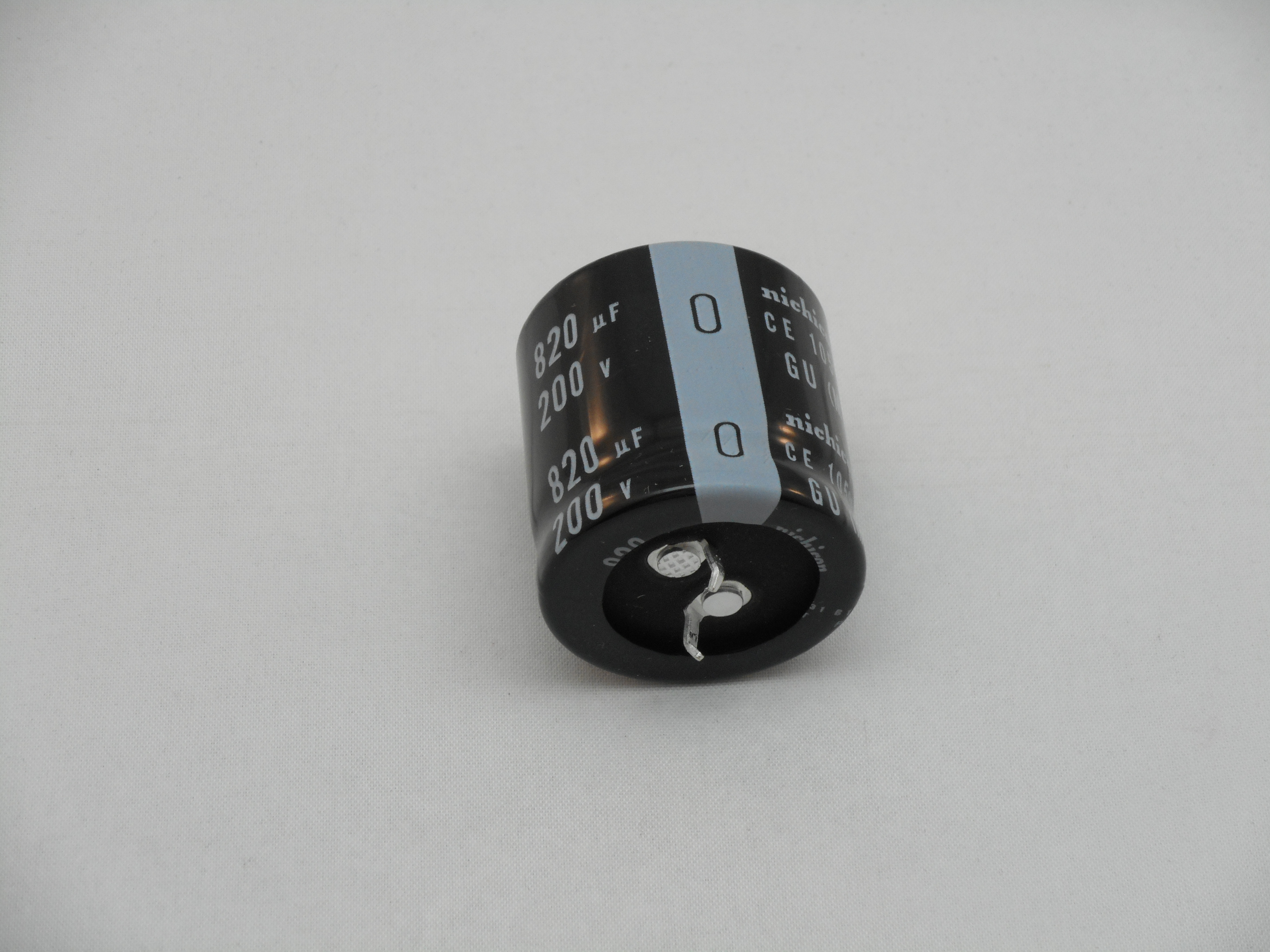 820uF 200V Nichicon 105c B+ Filter Capacitor (30mm x 30mm)