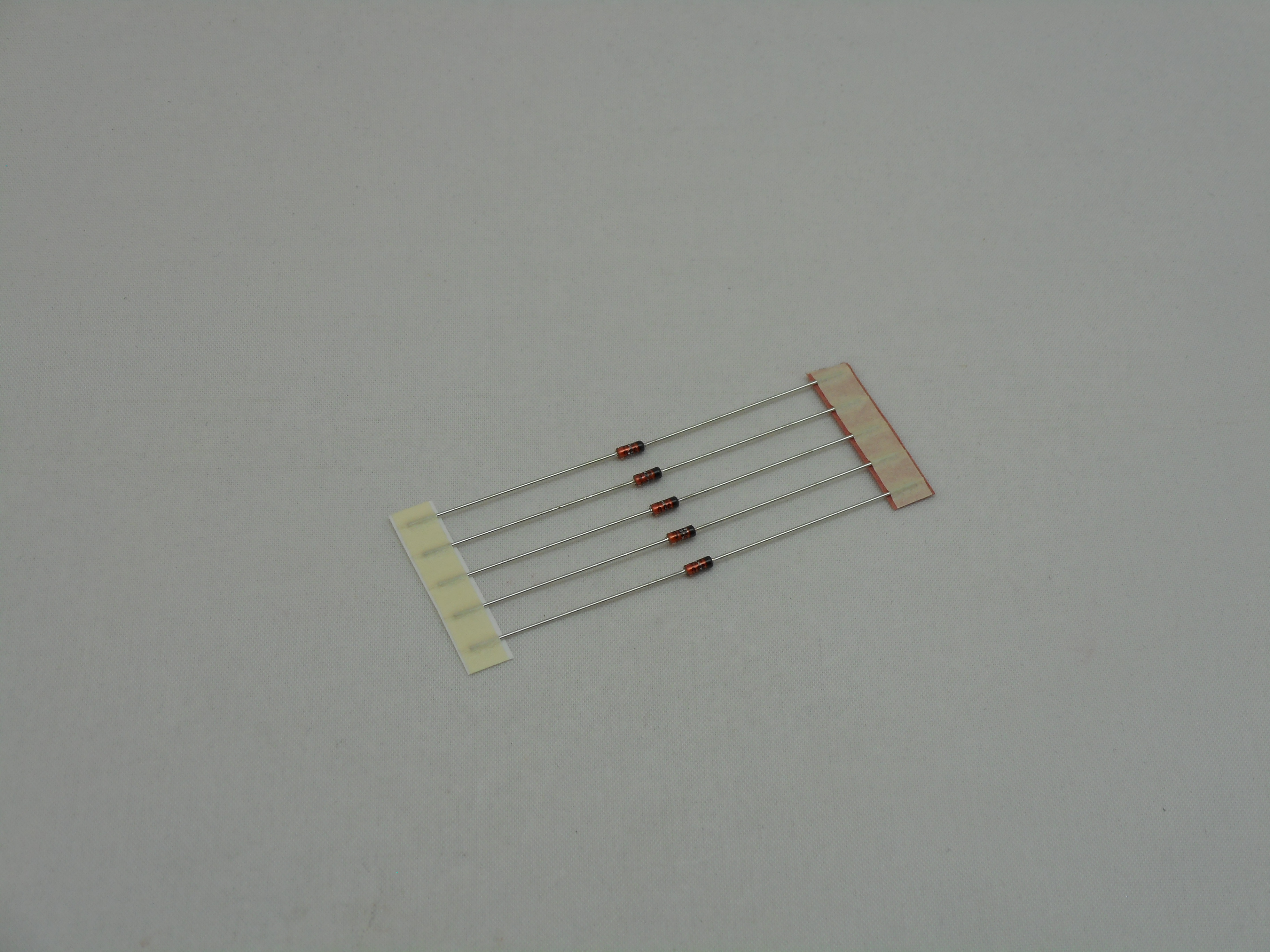 BZX55C5V1 (5 Piece Package) (D1014)