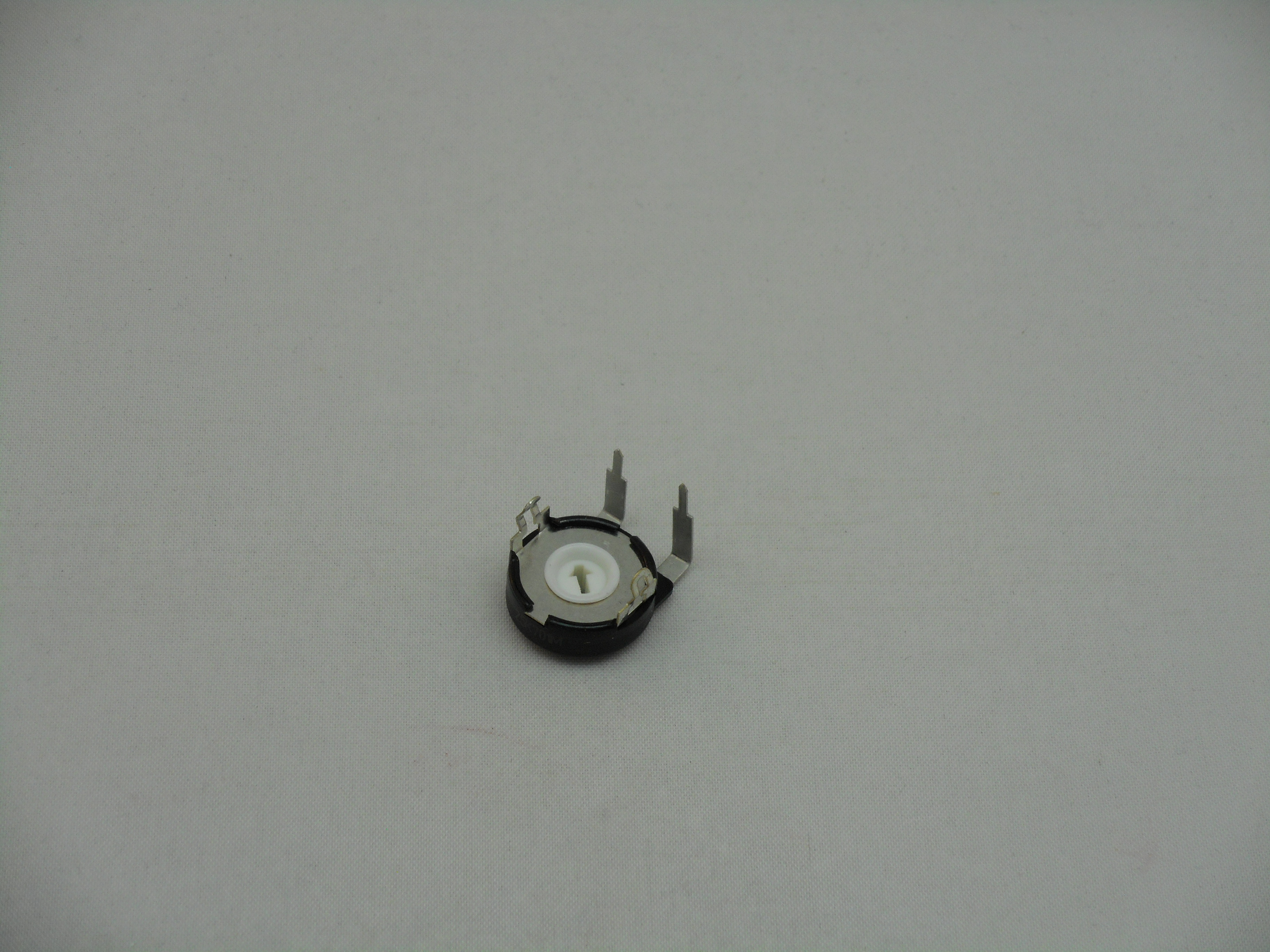 Wells Gardner 6100 B+ 25K Ohm TRIMMER POTENTIOMETER (P1061)