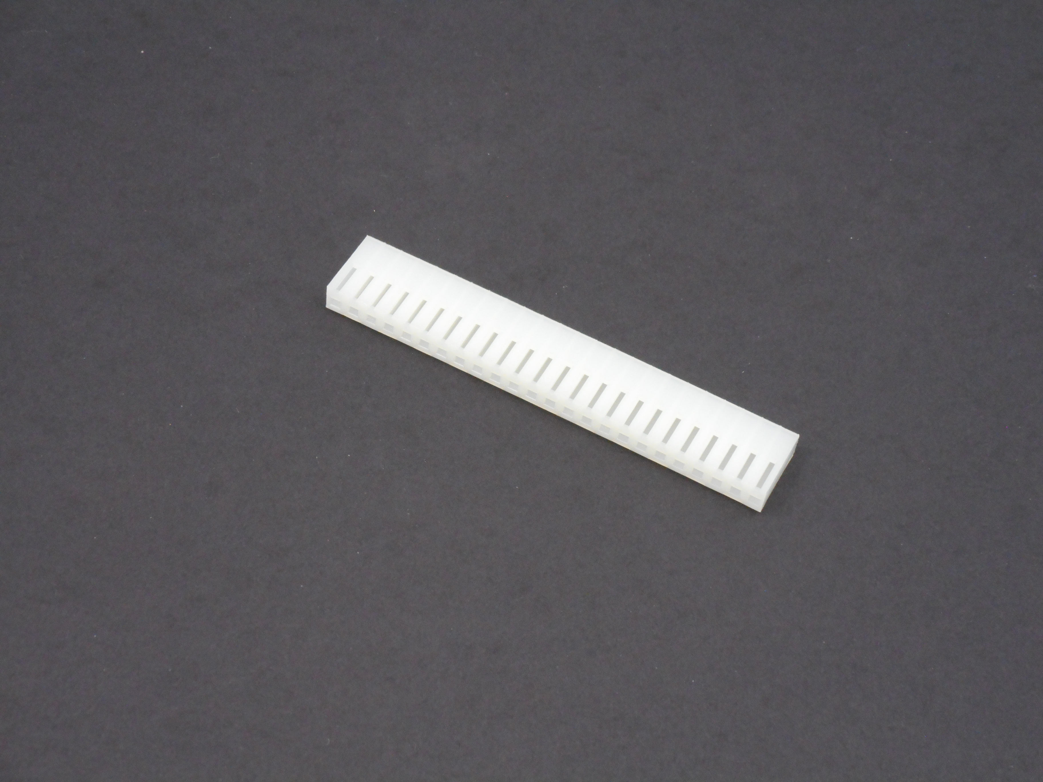 24 Pin .156 Molex KK Series Connector Housing W/Ramp (CA1018)