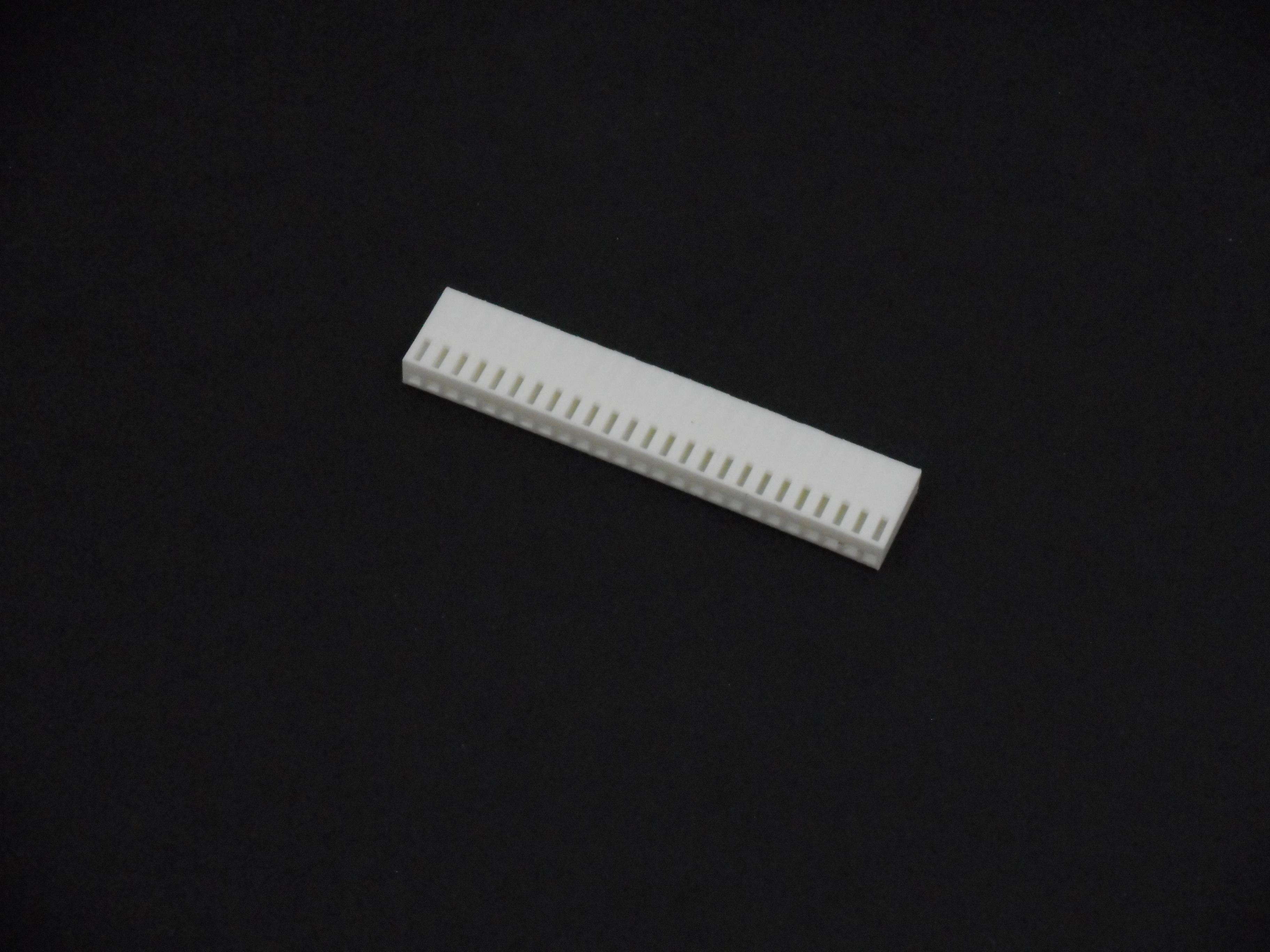 25 Pin .100 Molex KK Series Connector Housing W/Ramp (CB1007)