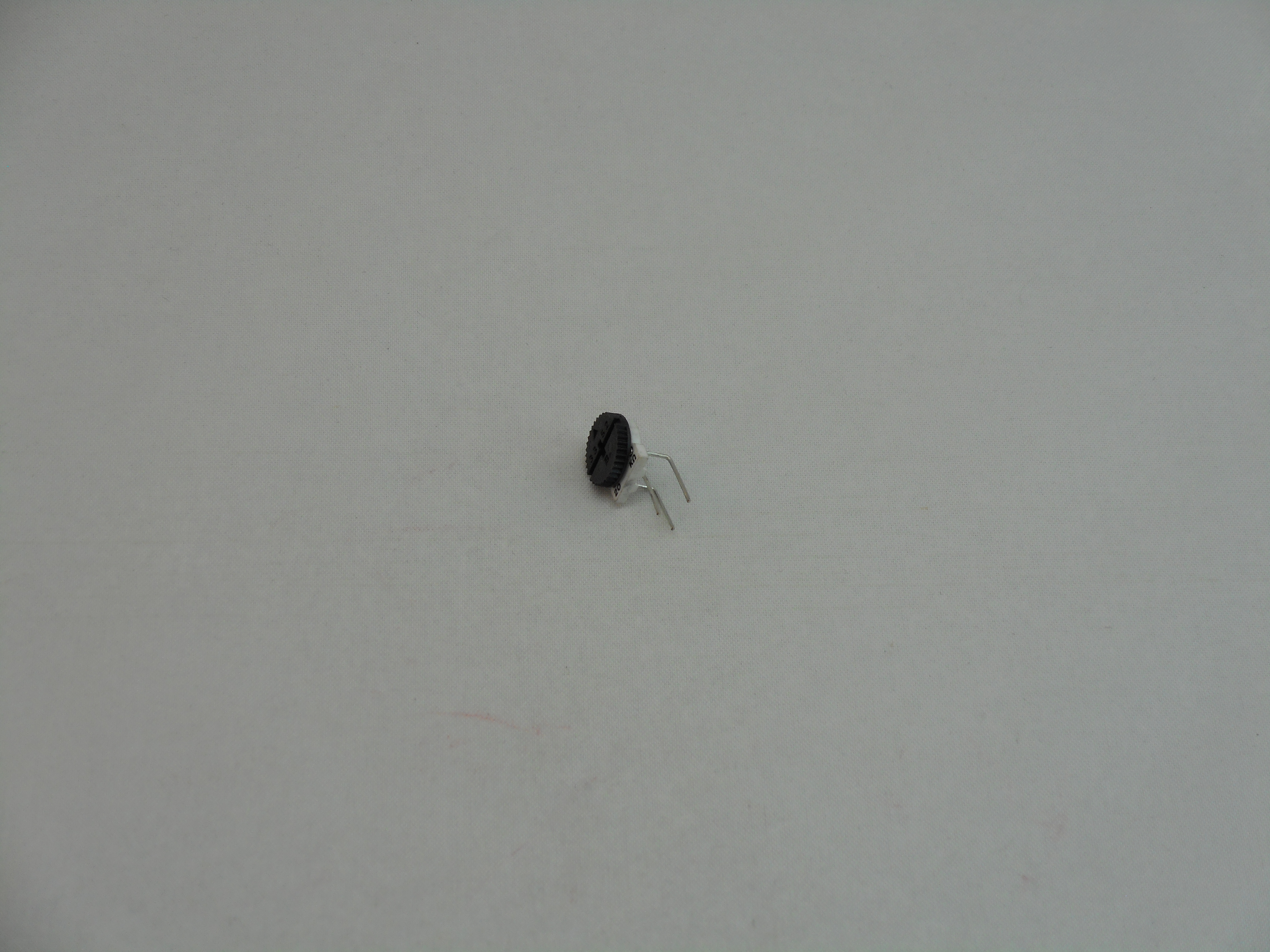 20K OHM TRIMMER POTENTIOMETER (P1080)