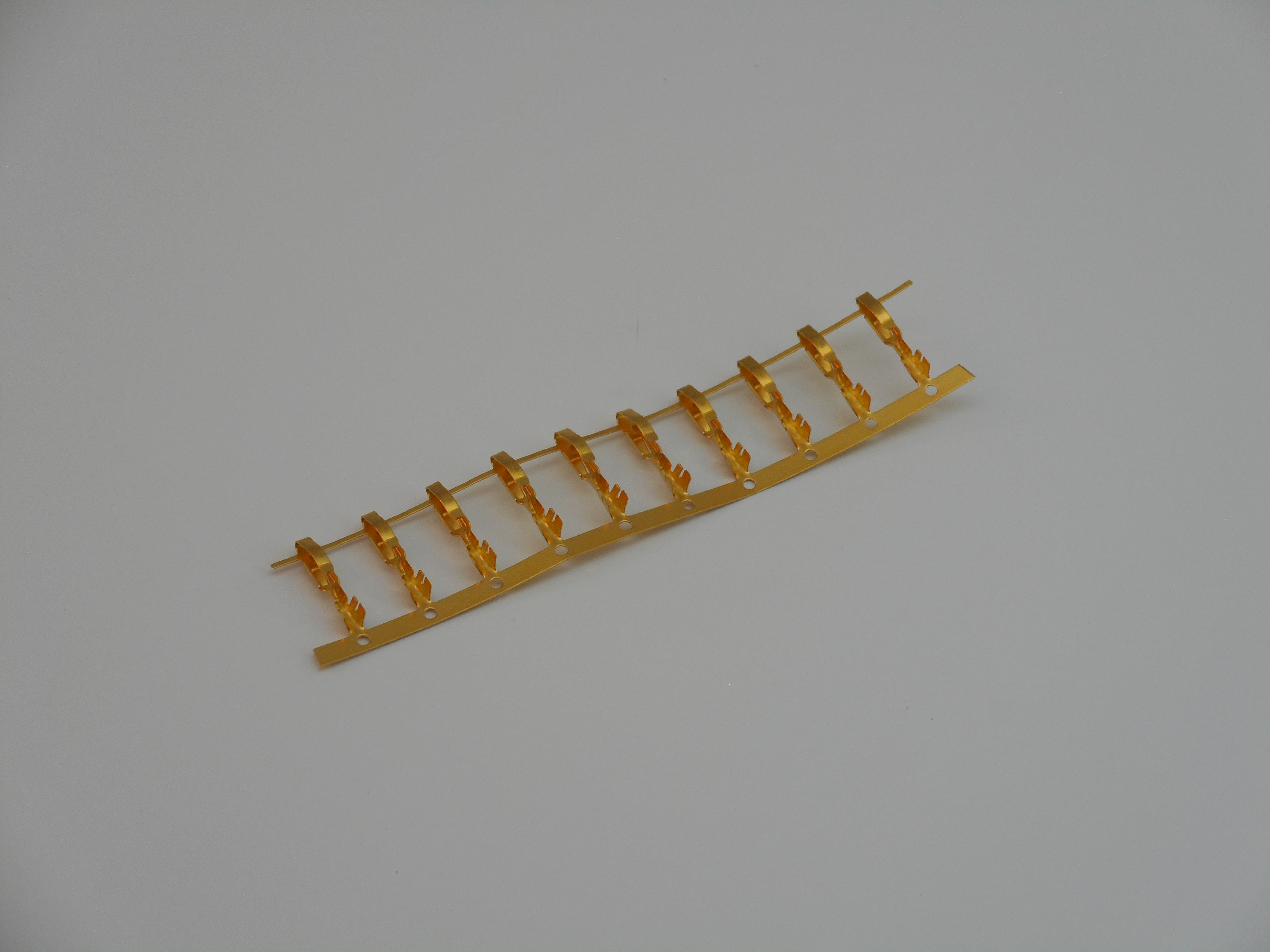AMP Leaf Pins 30Au Gold 22-26 AWG (10 pack) (AD1007)