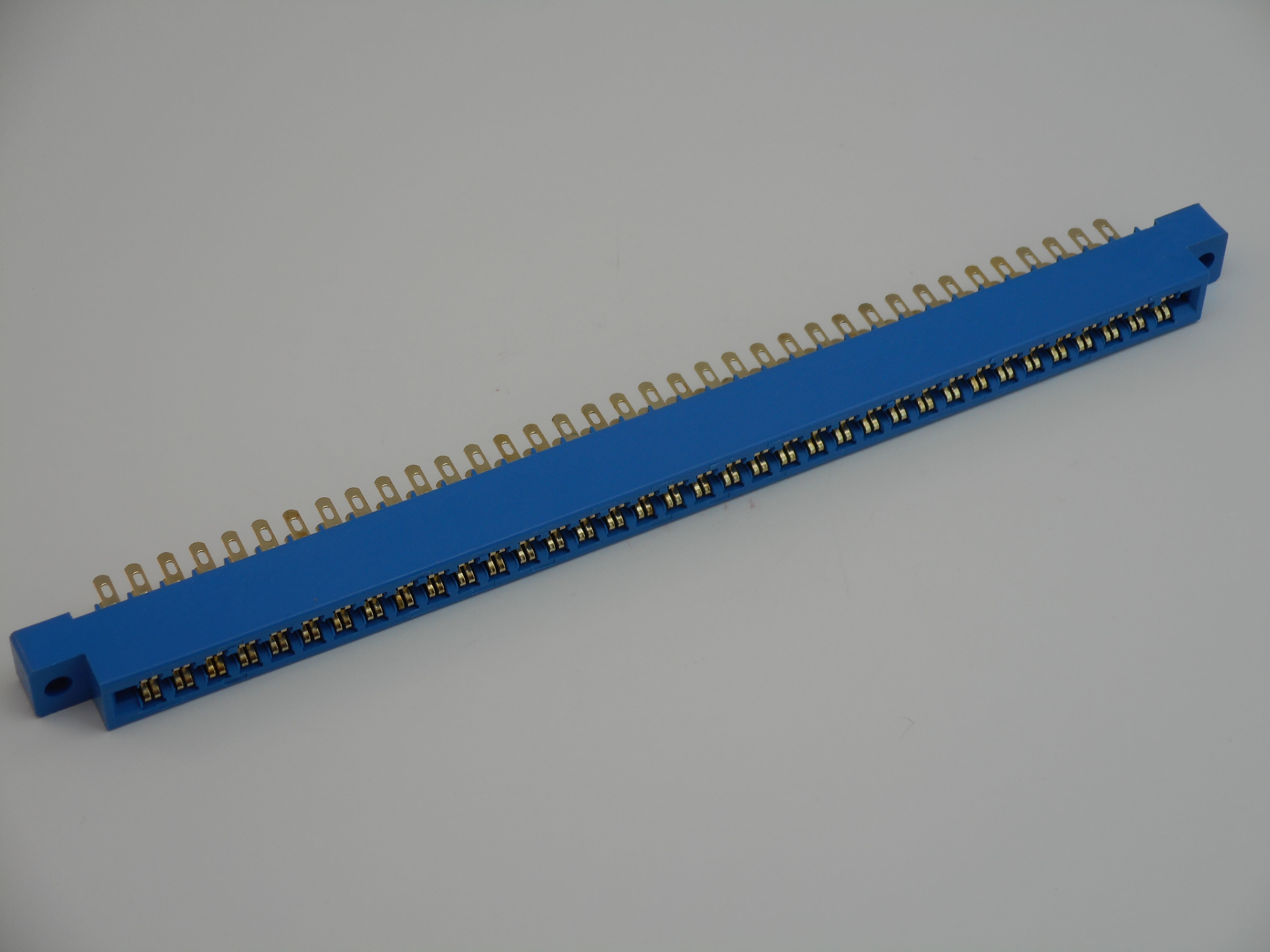72-Pin Edge Connector W/Solder Eyelet Leads (EC1007)