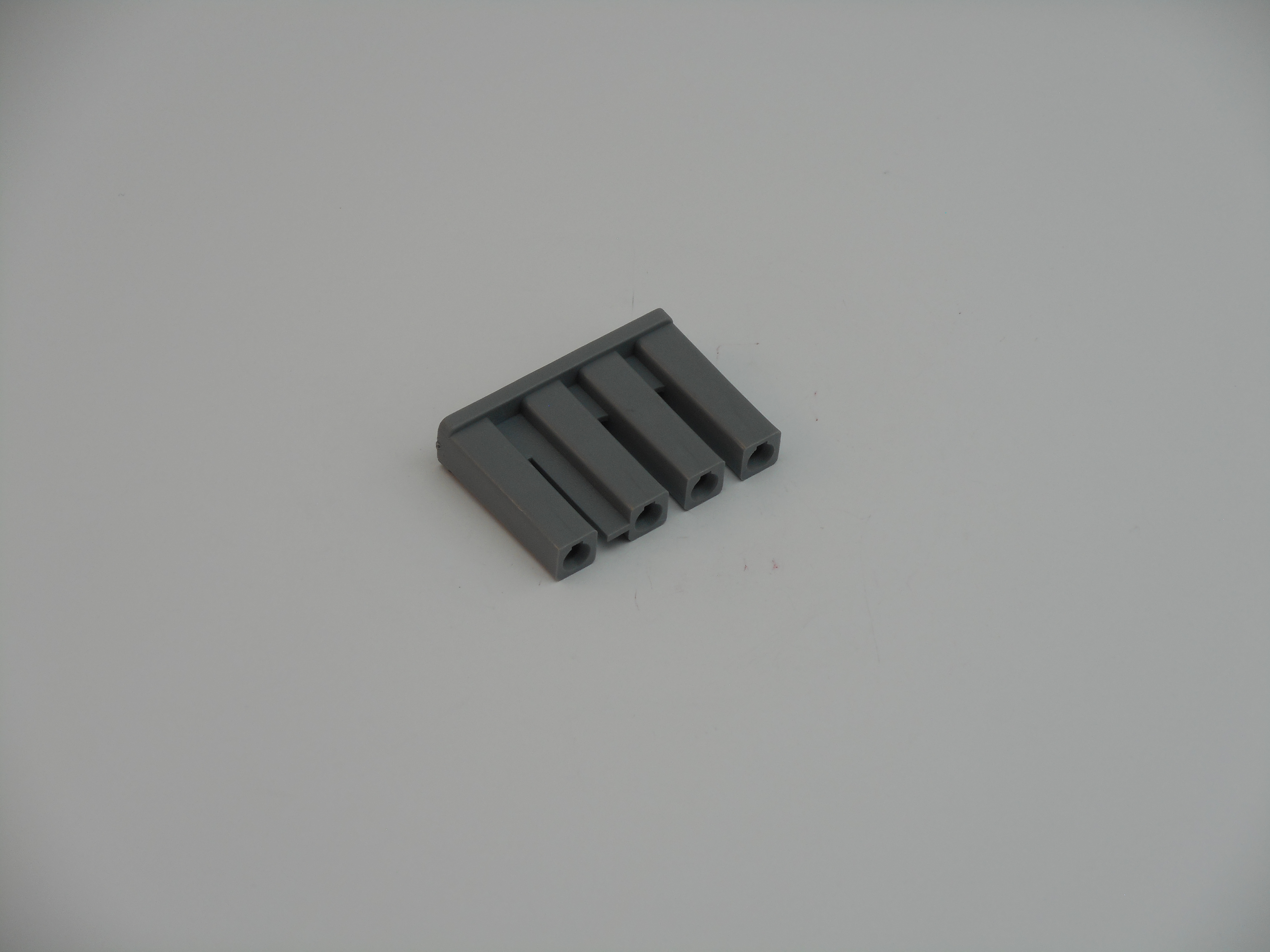 4-Pin Plug Housing 2.36mm (CM1003)