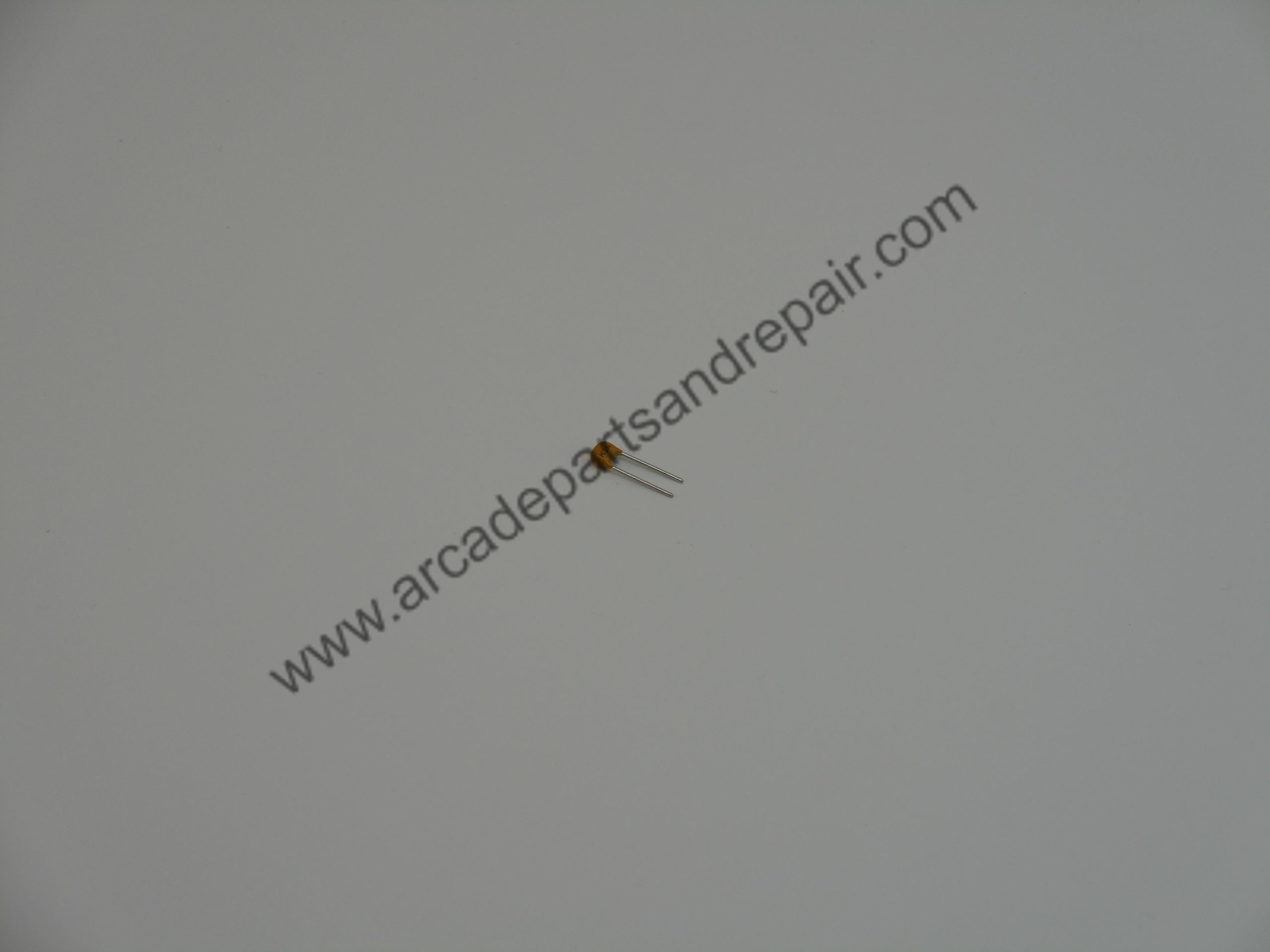 .015uF 100V Ceramic Disc Capacitor (MC1073)