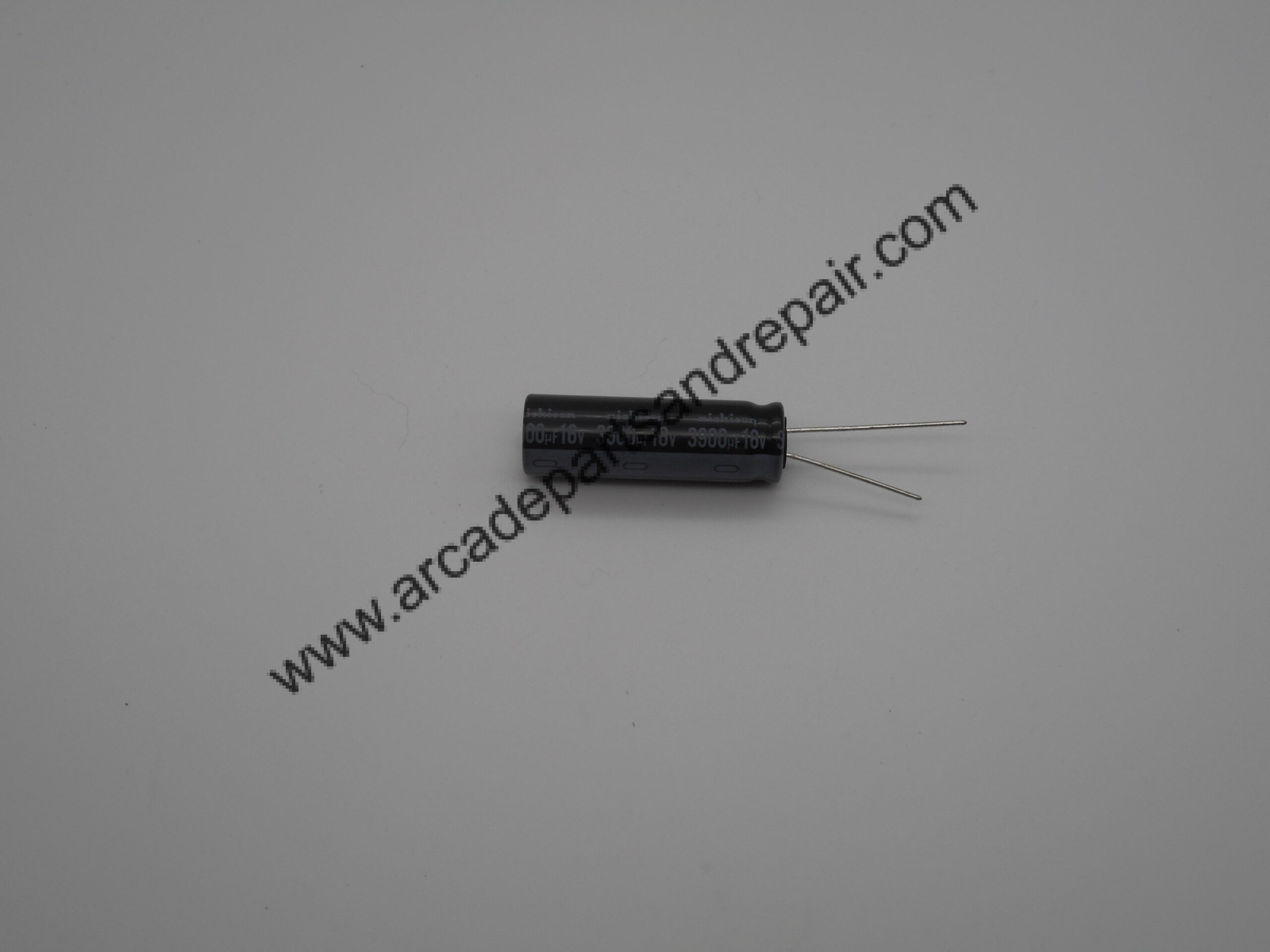 3900uF 16V Nichicon 105C Radial Capacitor