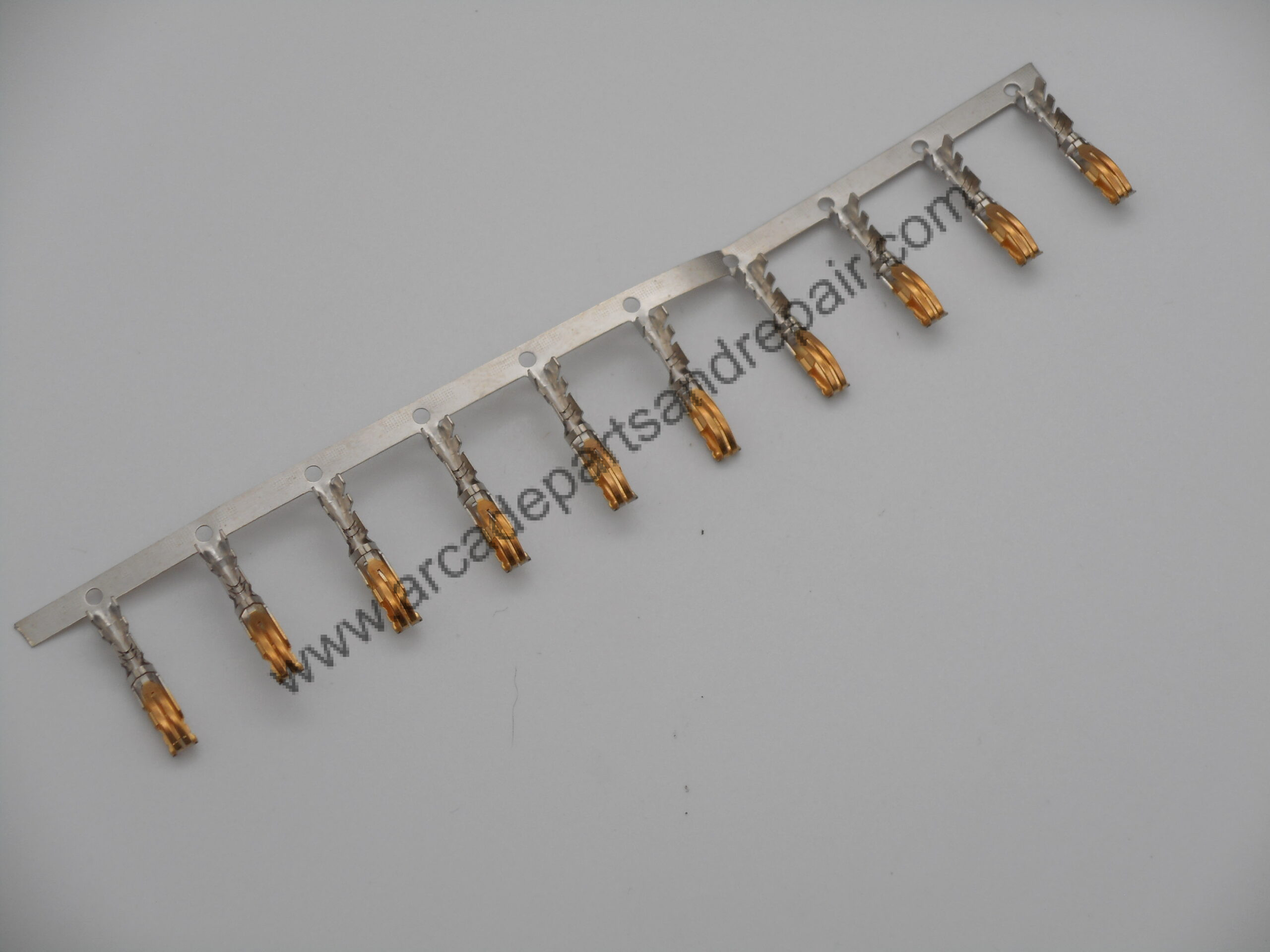 AMP Leaf Pins 30Au Gold 18-22 AWG (10 pack) (AD1012)