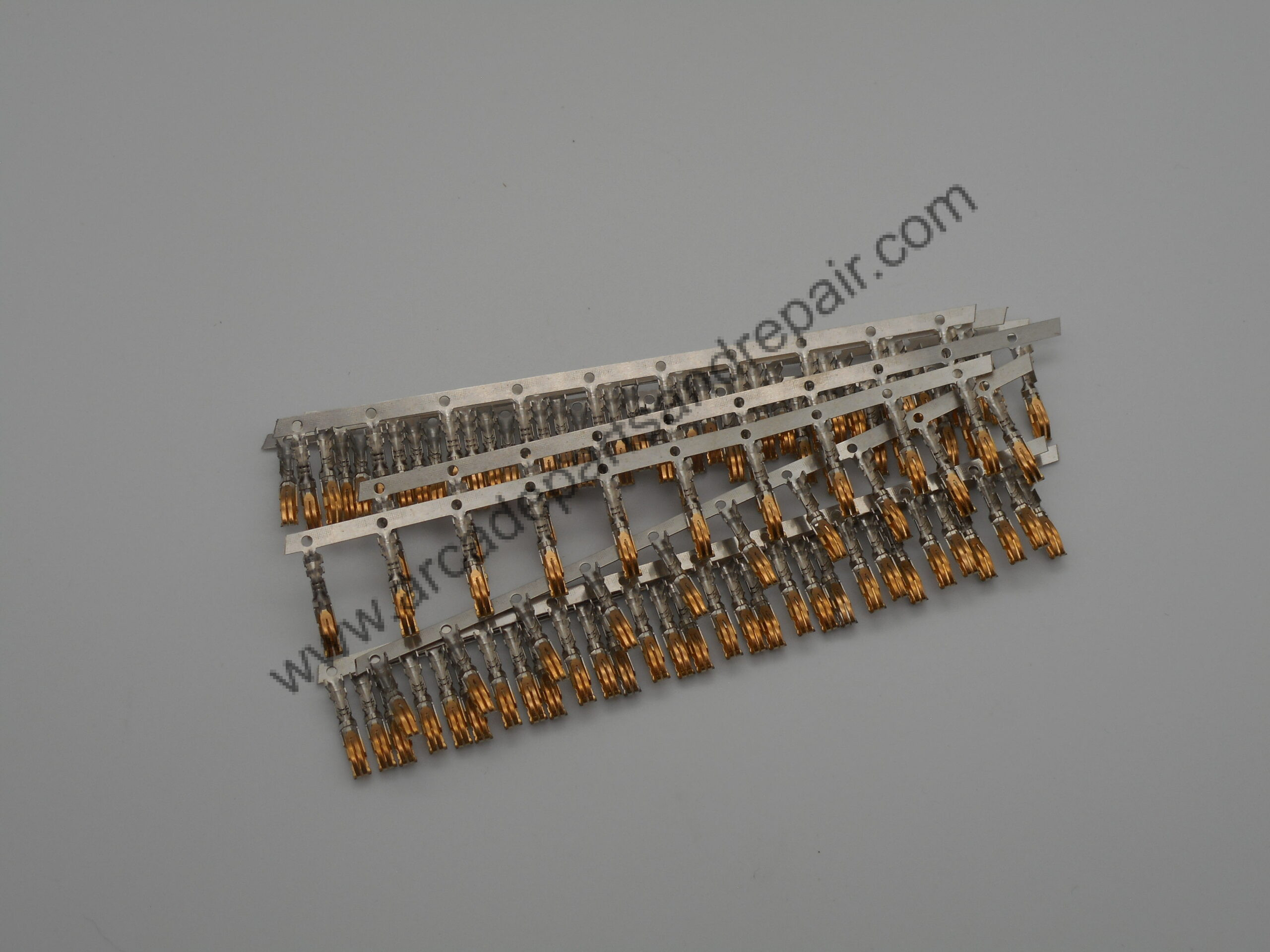 AMP Leaf Pins 30Au Gold 18-22 AWG (100 pack) (AD1012)