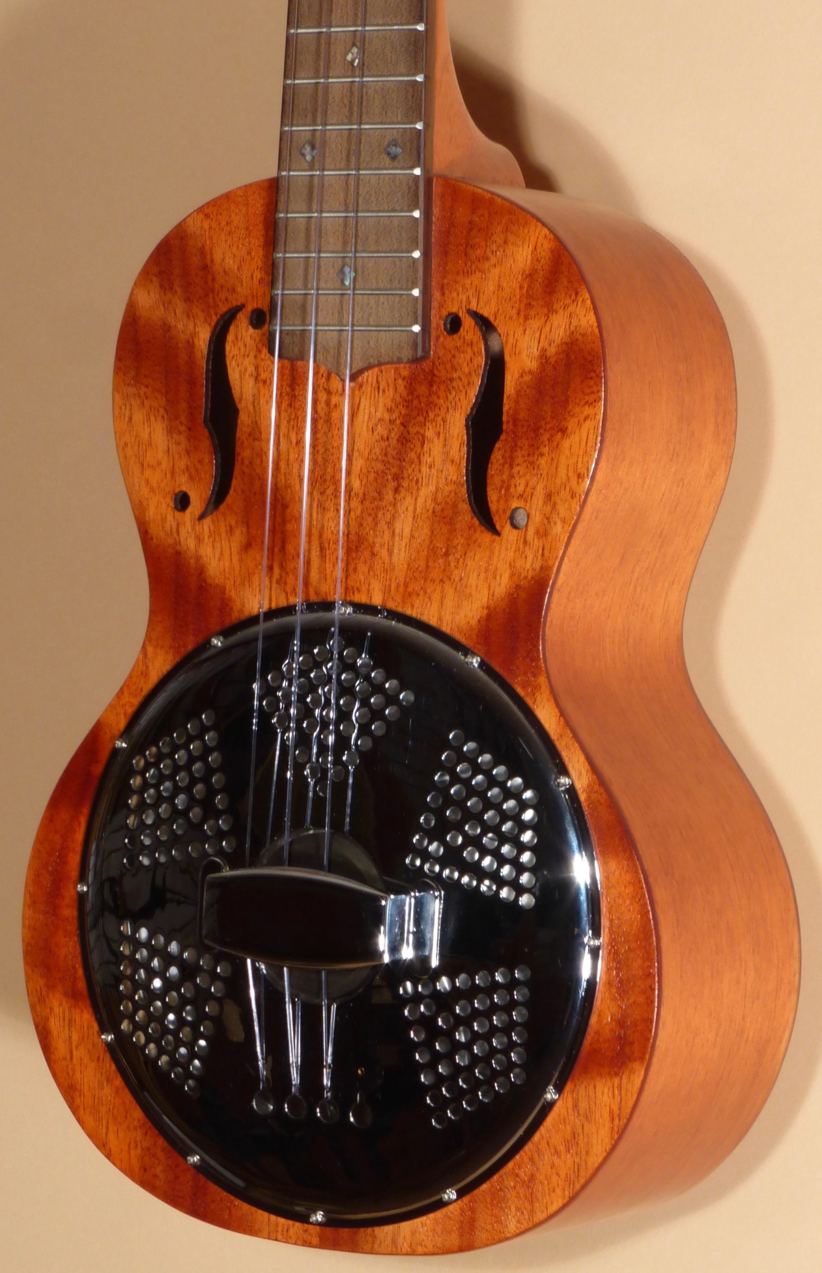 Gretsch G9112 Mahogany Resonator-Ukulele Product